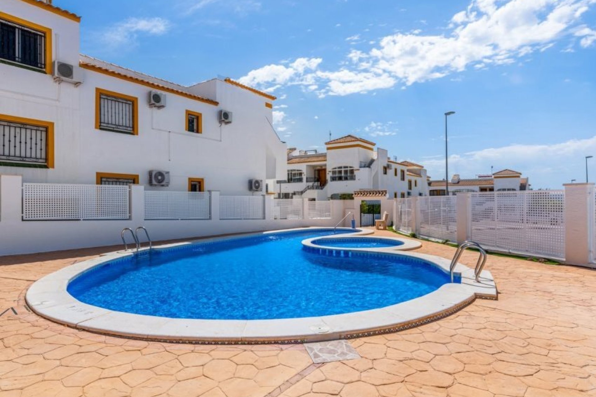 Revente - Attique -
Vistabella Golf Entre Naranjos - Inland
