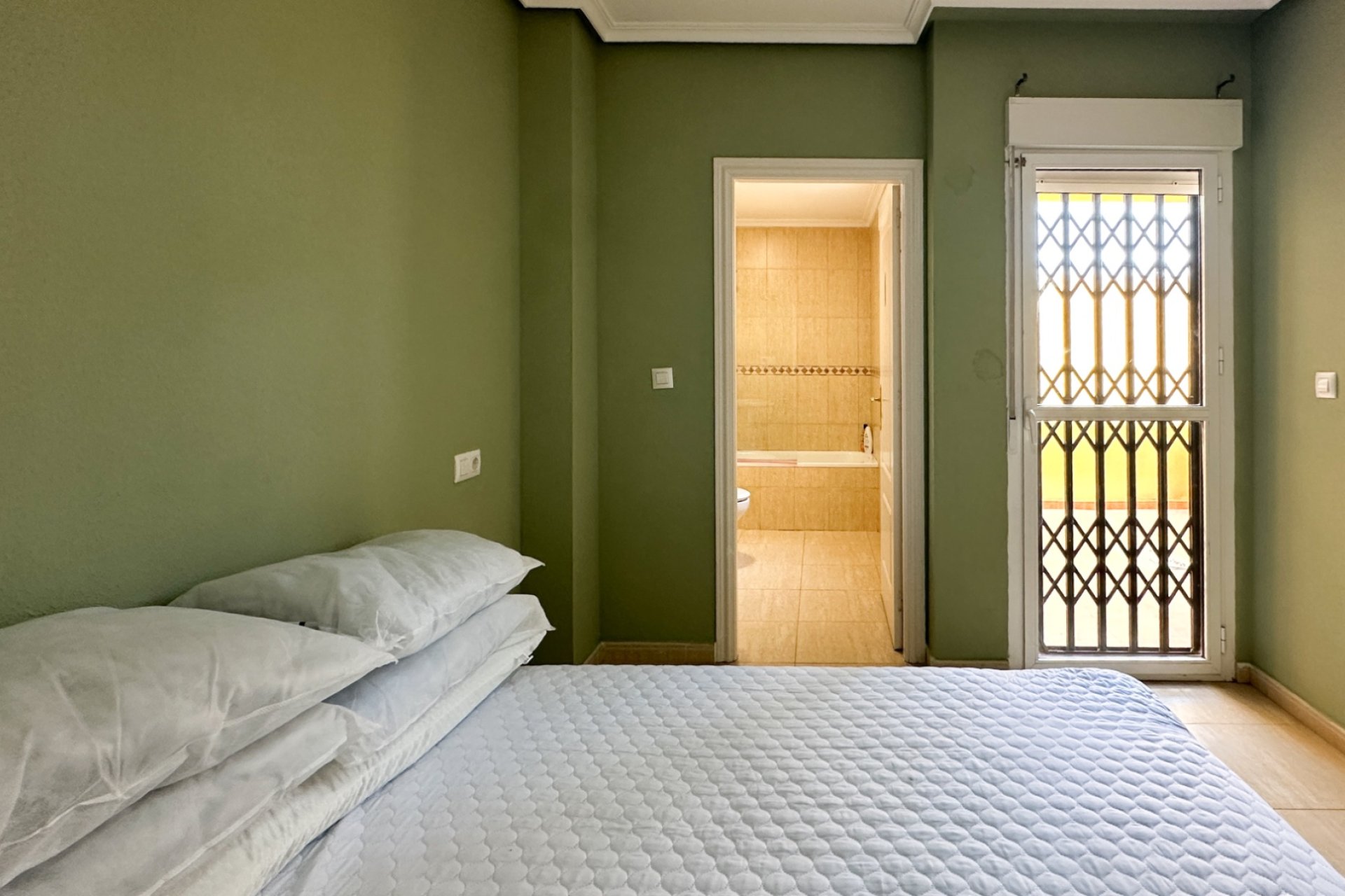 Revente - Bungalow -
Daya Nueva - Costa Blanca