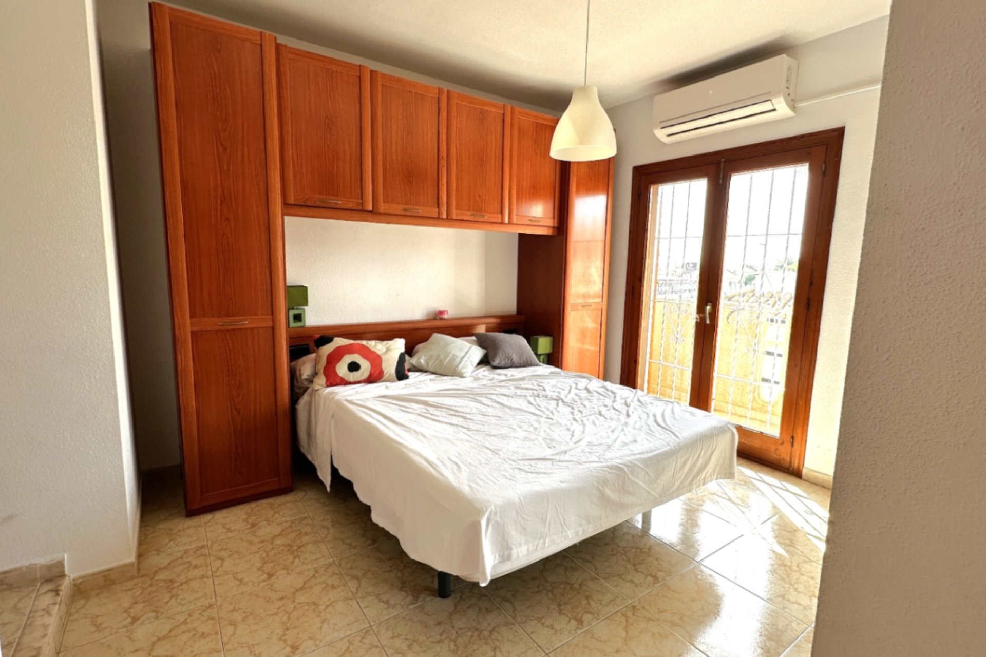 Revente - Bungalow -
Orihuela - Inland