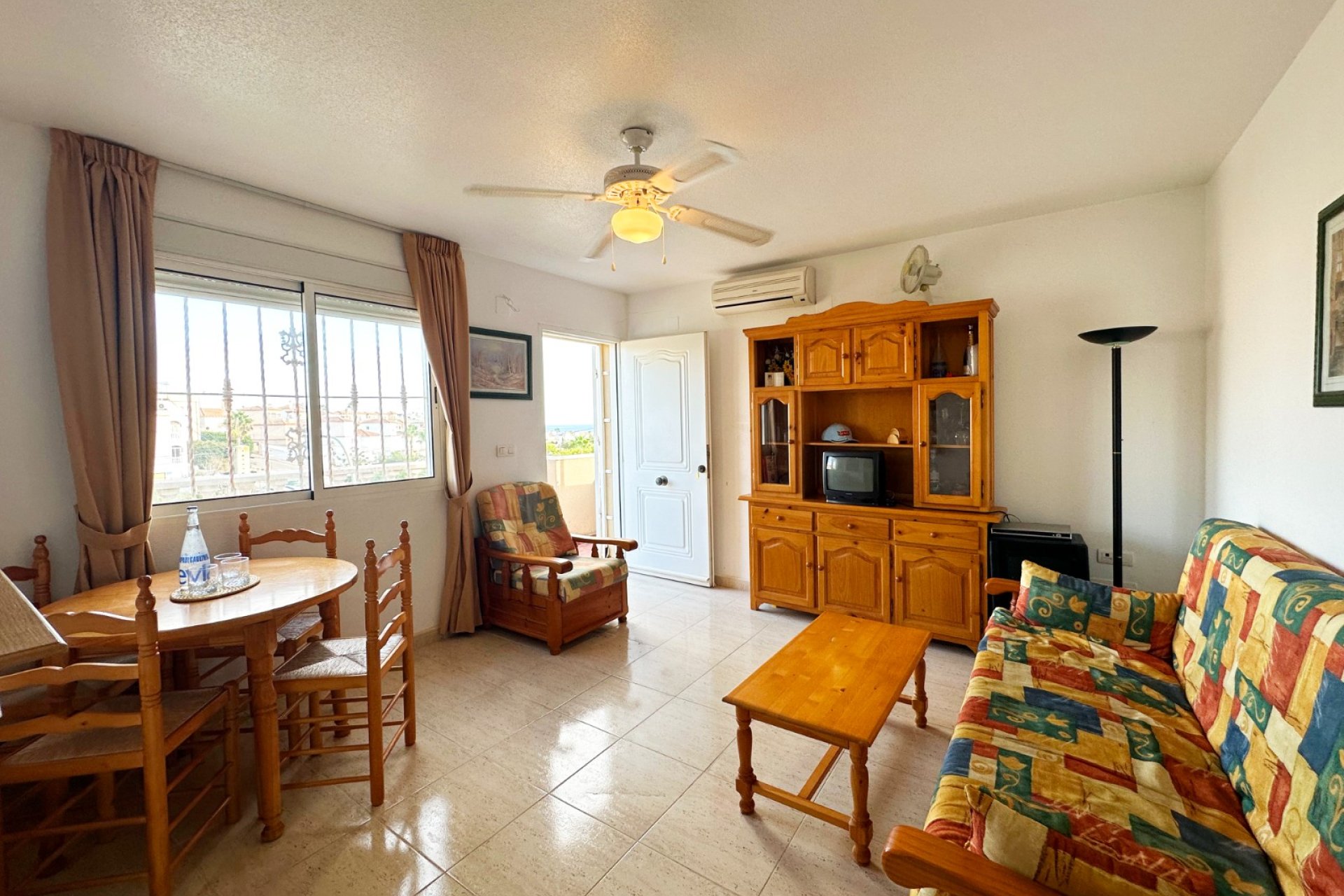 Revente - Bungalow -
San Miguel de Salinas - Inland