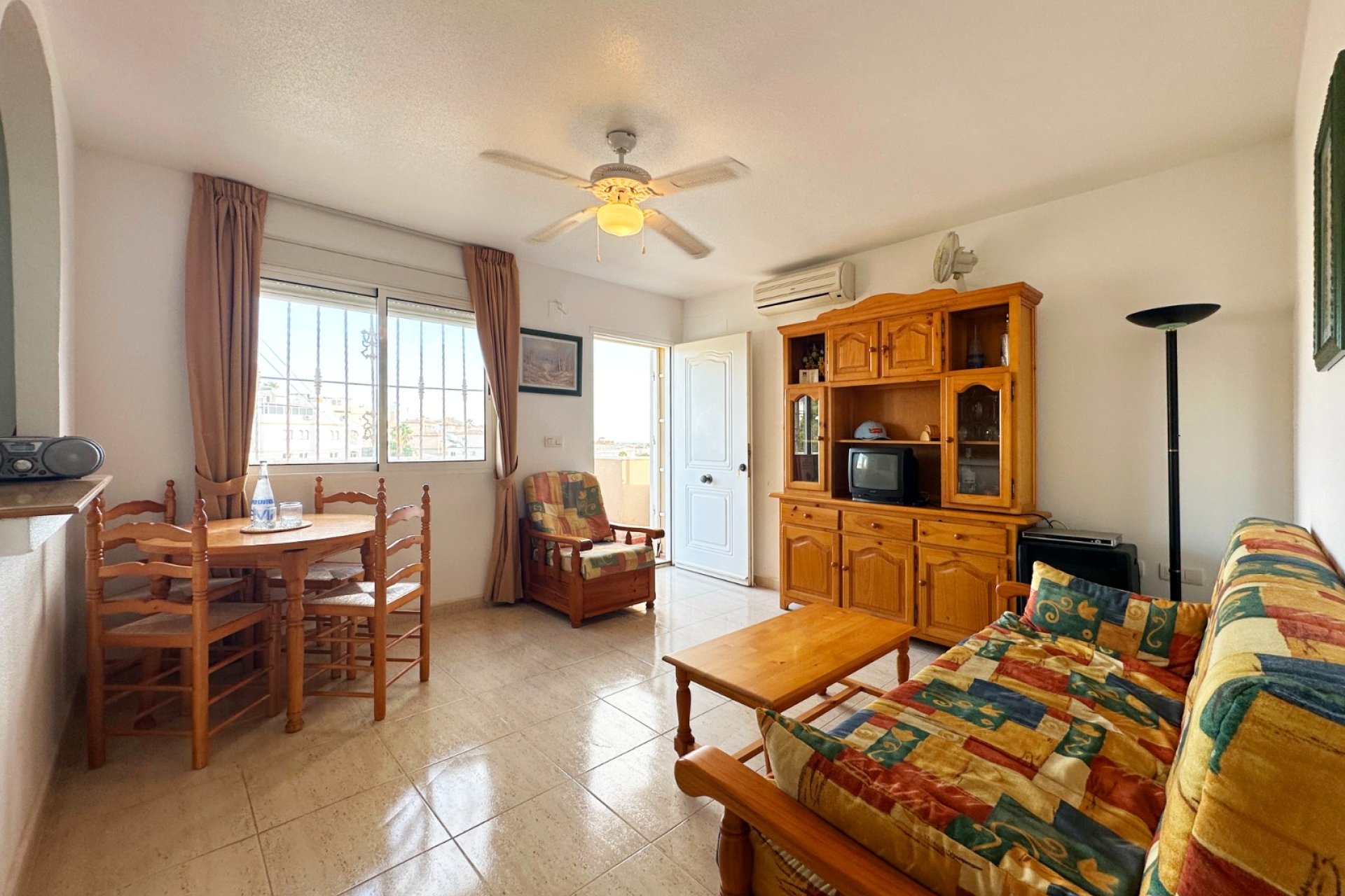 Revente - Bungalow -
San Miguel de Salinas - Inland