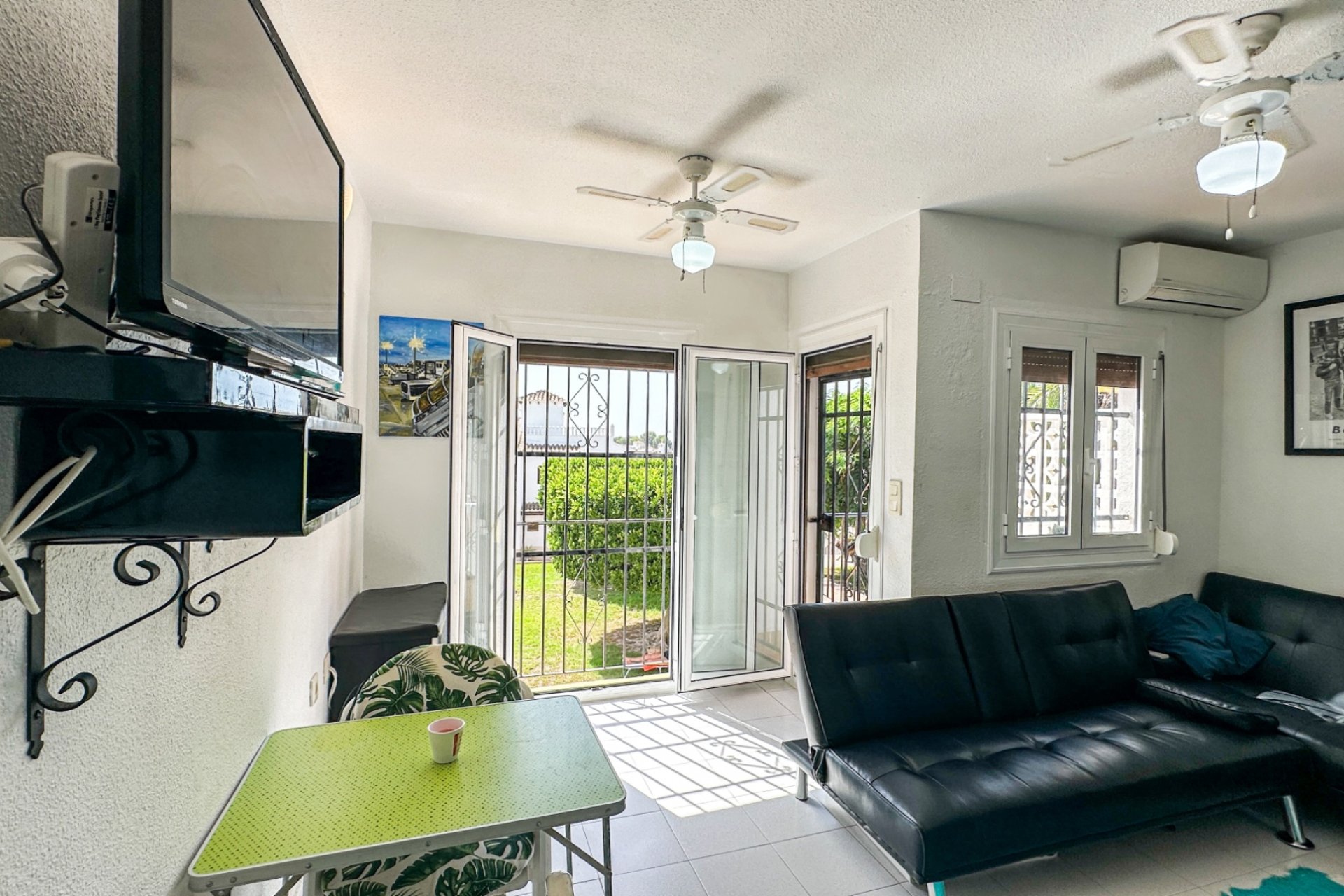 Revente - Bungalow -
San Miguel de Salinas - Inland
