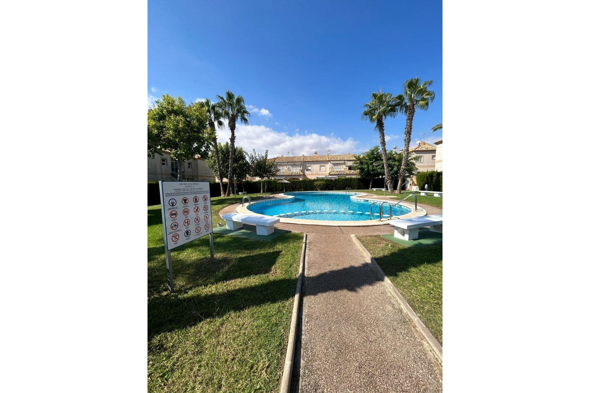 Revente - Bungalow -
Torrevieja - Aguas Nuevas