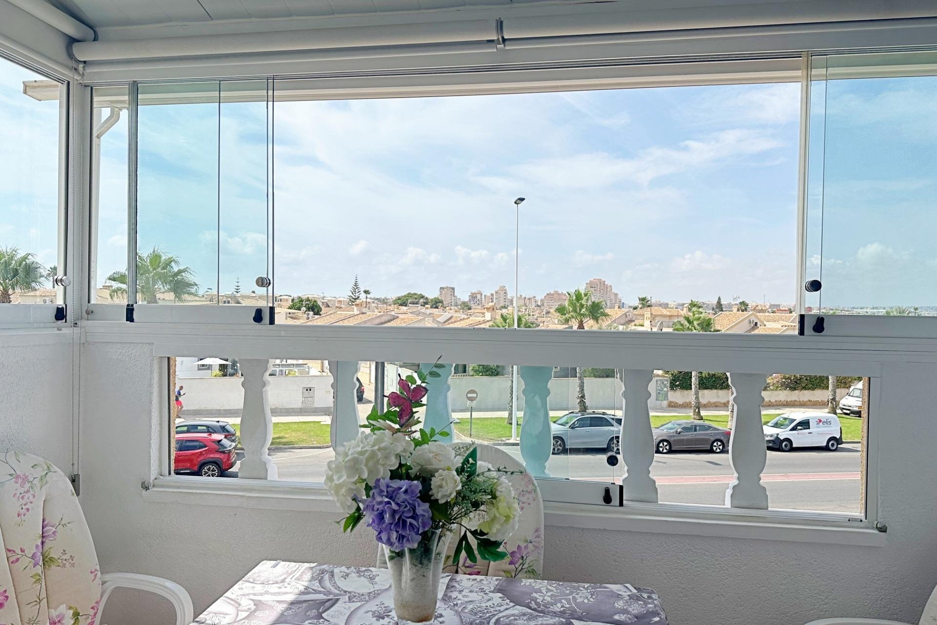 Revente - Bungalow -
Torrevieja - Aguas Nuevas