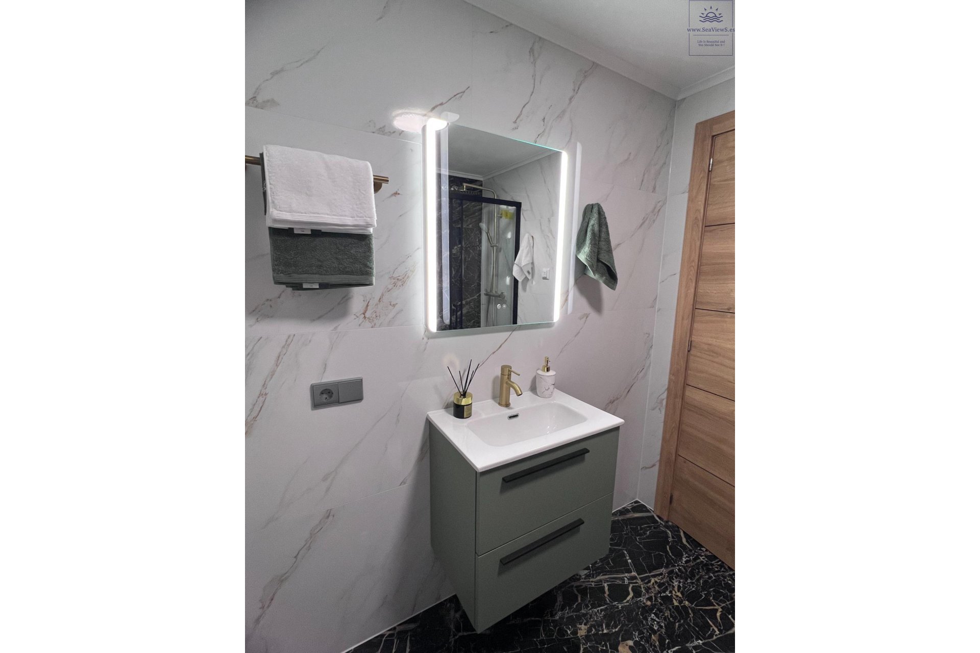 Revente - Bungalow -
Torrevieja - Centro