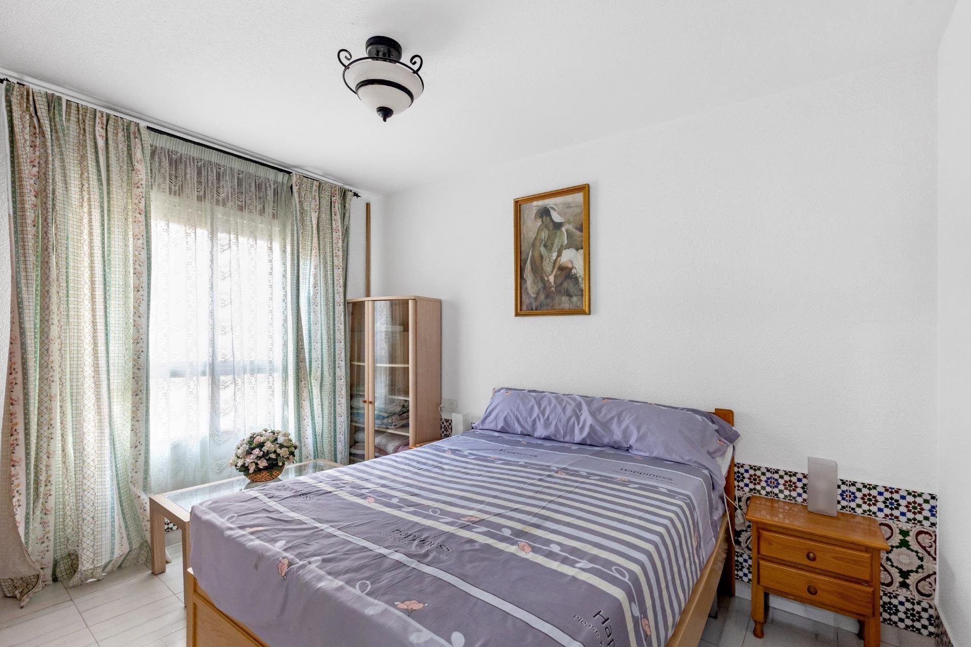 Revente - Bungalow -
Torrevieja - Centro