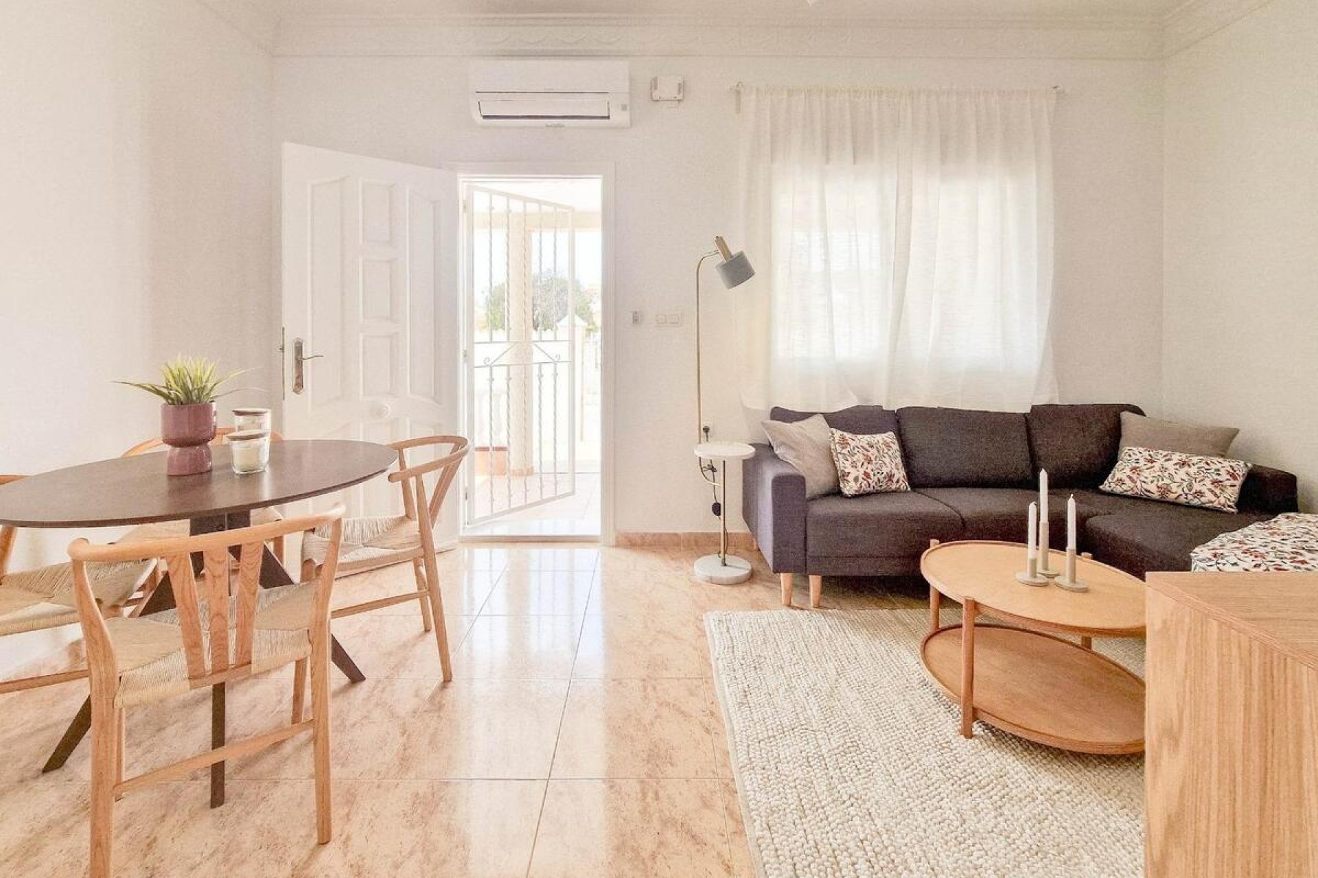 Revente - Bungalow -
Torrevieja - Costa Blanca