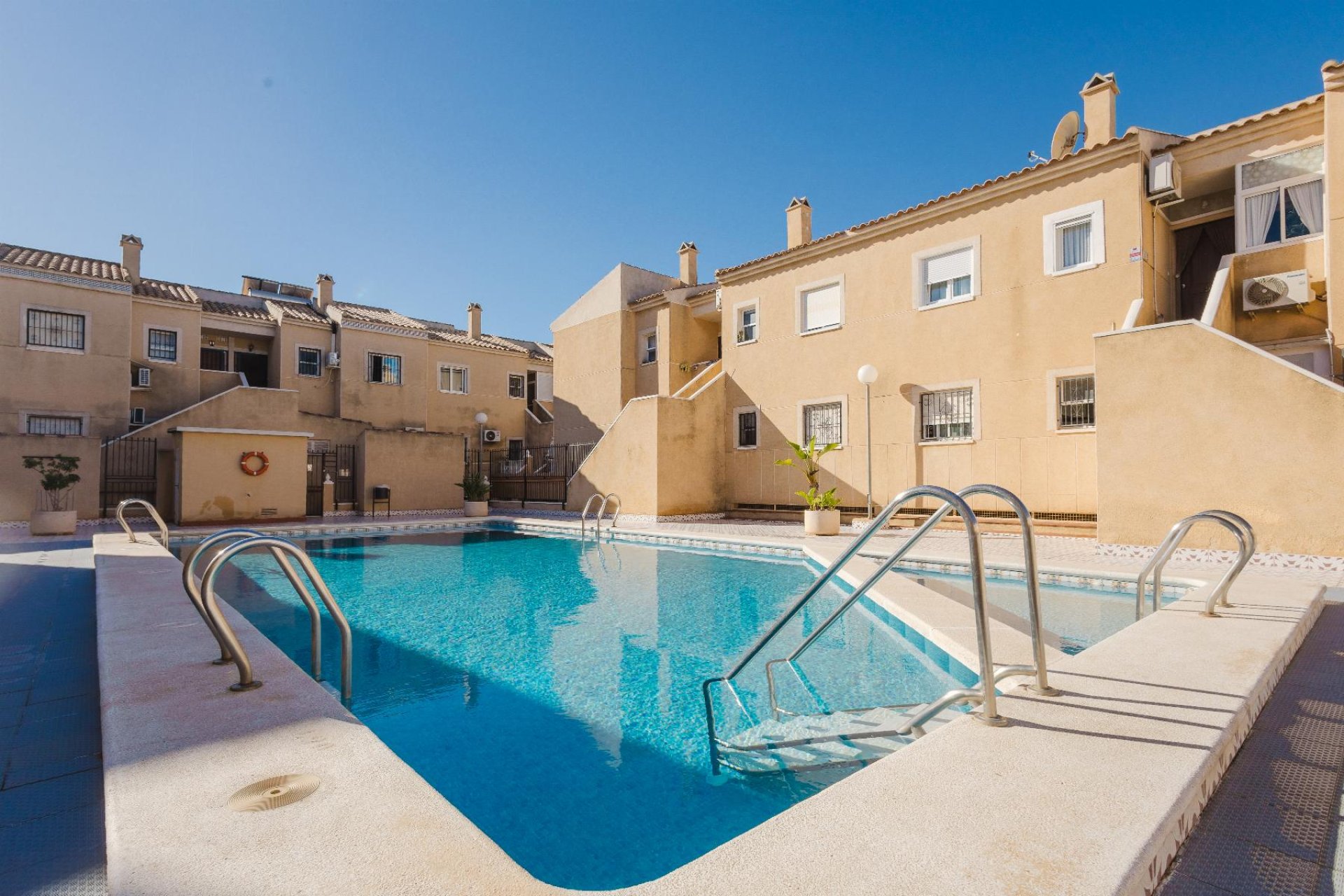 Revente - Bungalow -
Torrevieja - Costa Blanca