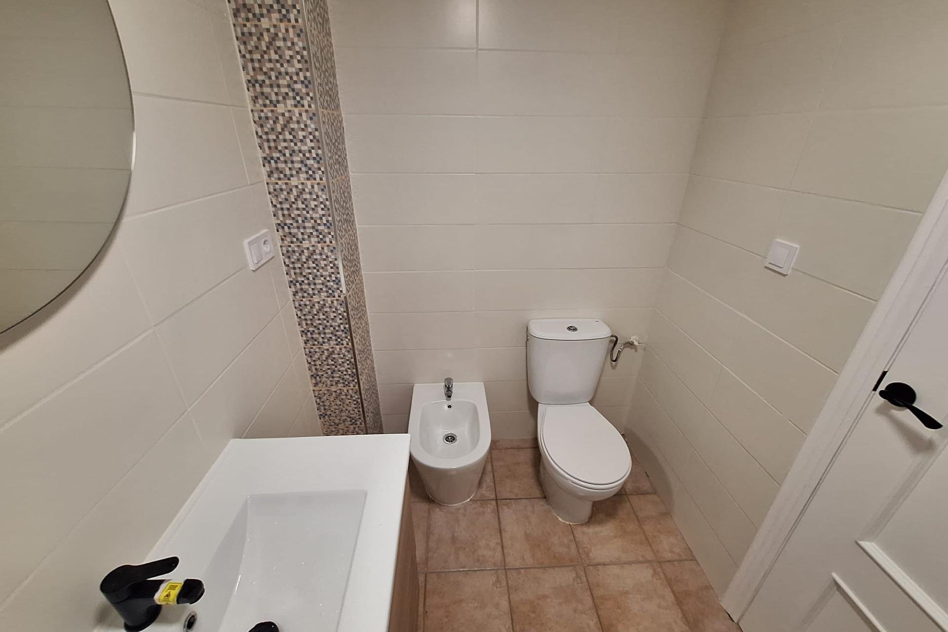 Revente - Bungalow -
Torrevieja - Sector 25