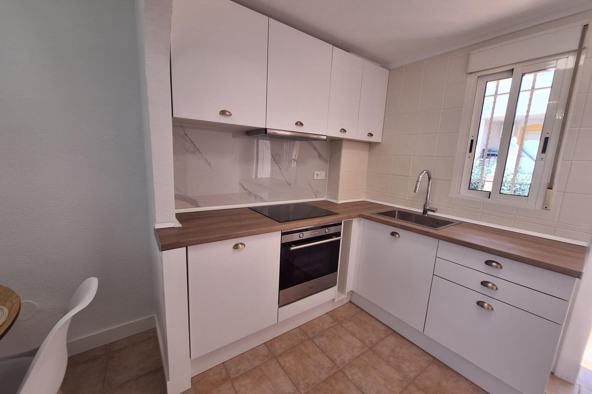 Revente - Bungalow -
Torrevieja - Sector 25