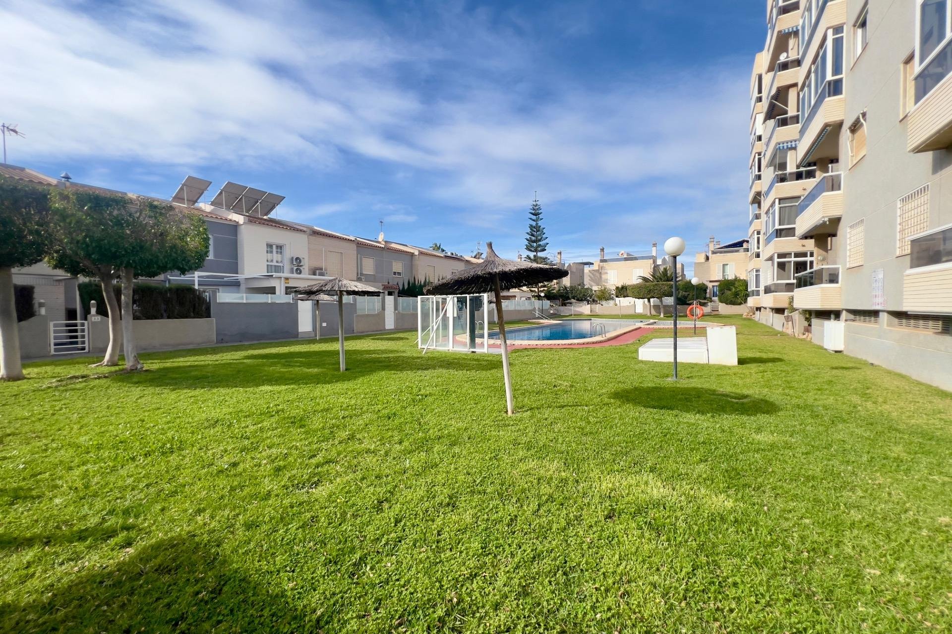 Revente - Bungalow -
Torrevieja - Torreblanca