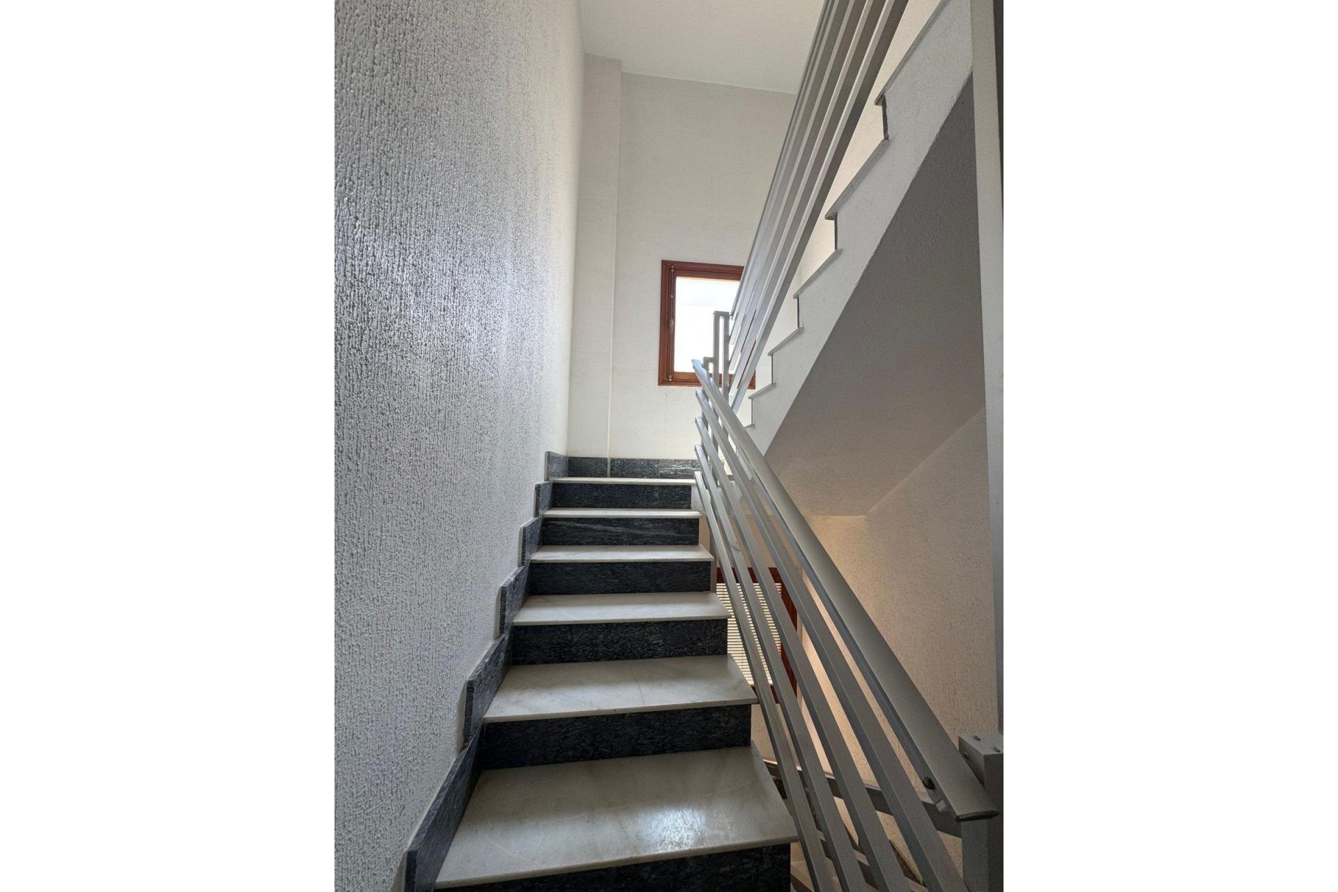 Revente - Duplex -
Bigastro - Bigastro - Town