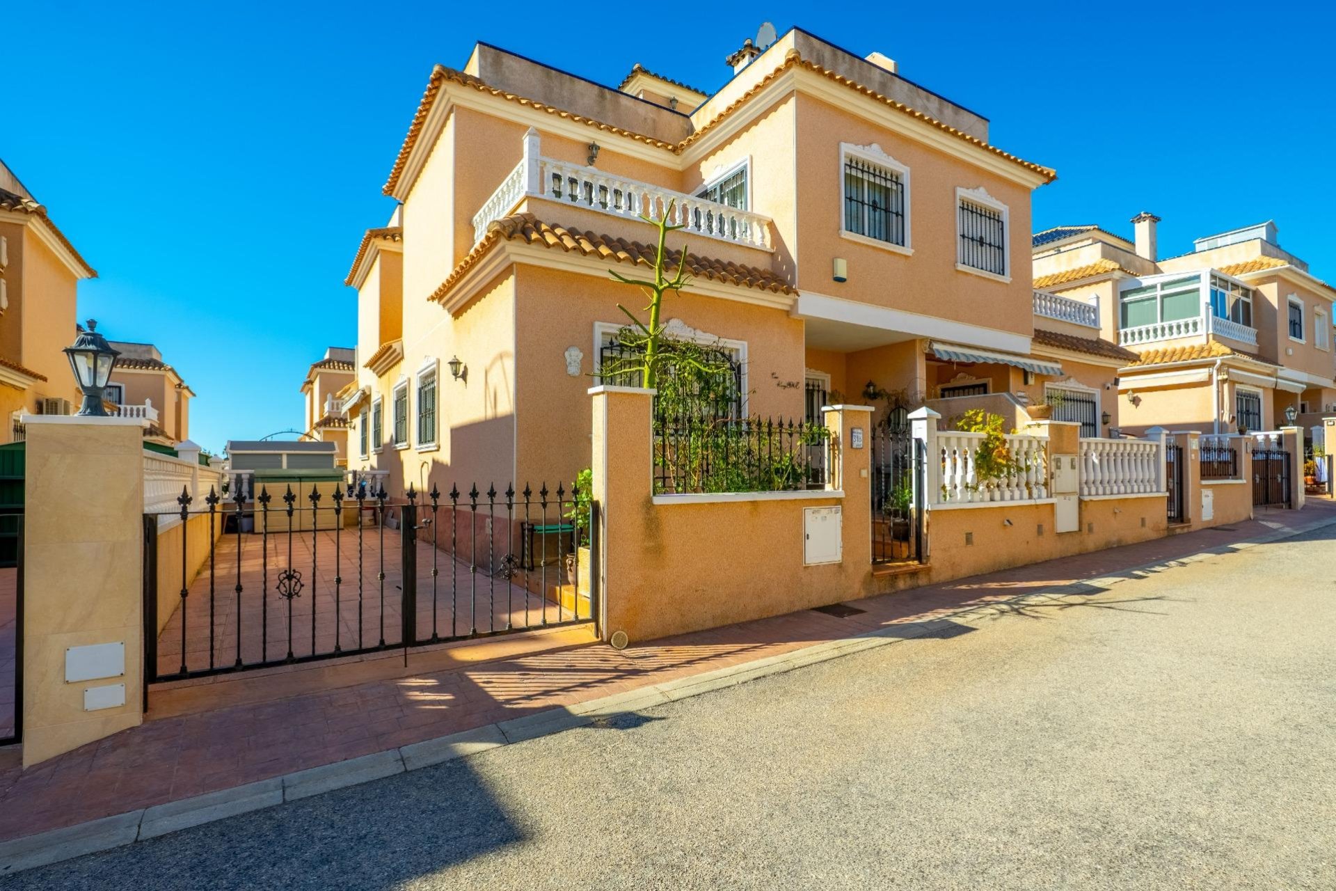 Revente - Duplex -
Orihuela Costa - La Regia