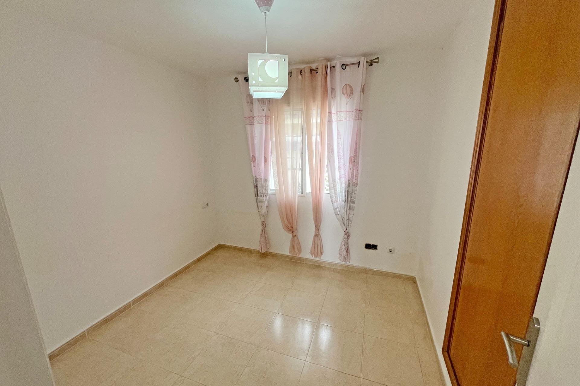 Revente - Duplex -
San Miguel de Salinas - Las Filipinas