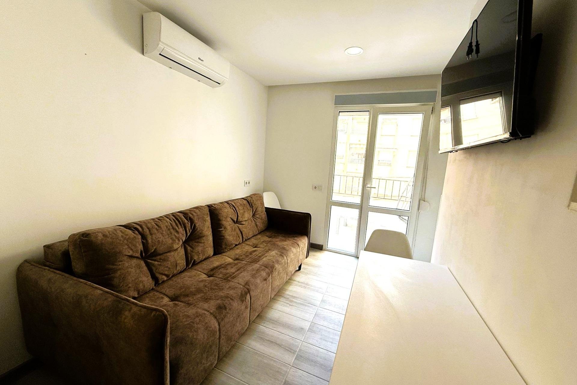 Revente - Duplex -
Torrevieja - Centro