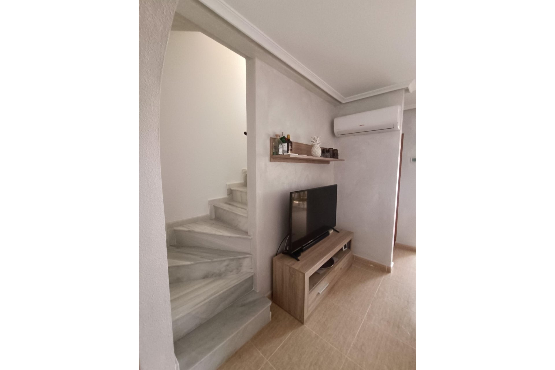 Revente - Maison de ville -
Avileses - Jerónimo Y Avileses