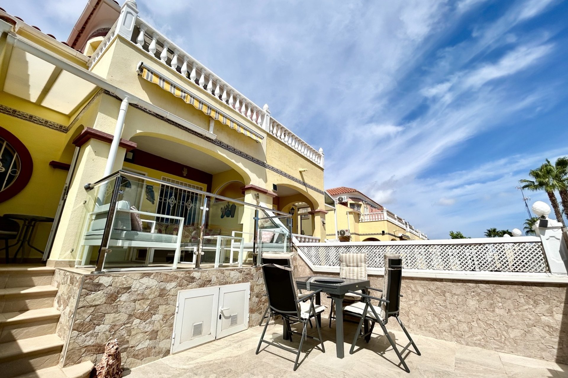 Revente - Maison de ville -
Cabo Roig - Costa Blanca