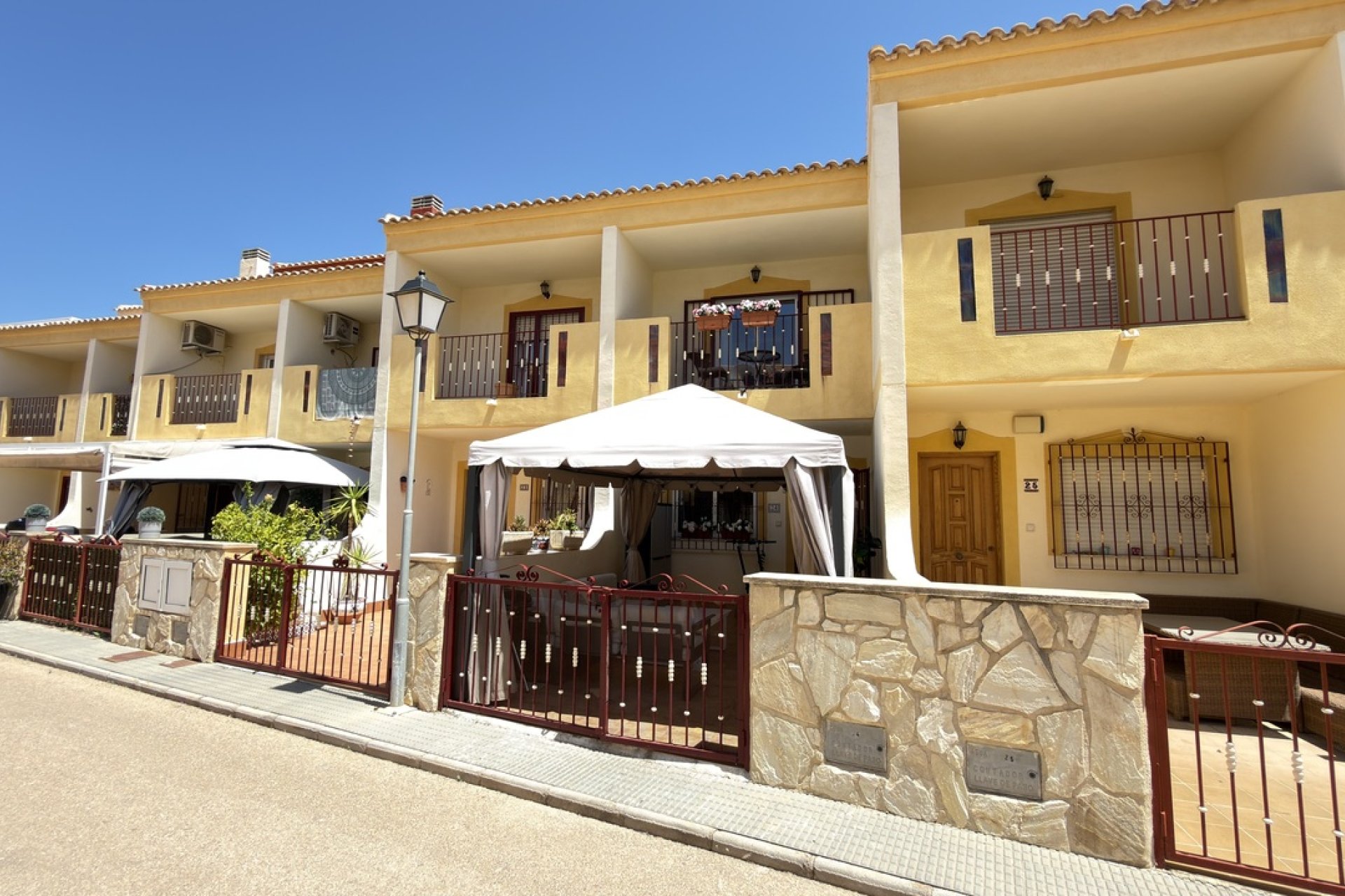 Revente - Maison de ville -
La Zenia - Costa Blanca
