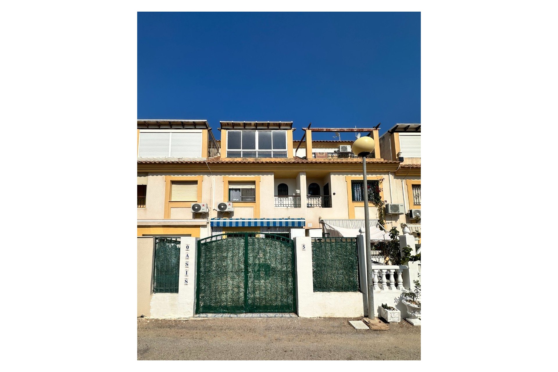 Revente - Maison de ville -
Orihuela Costa - Costa Blanca