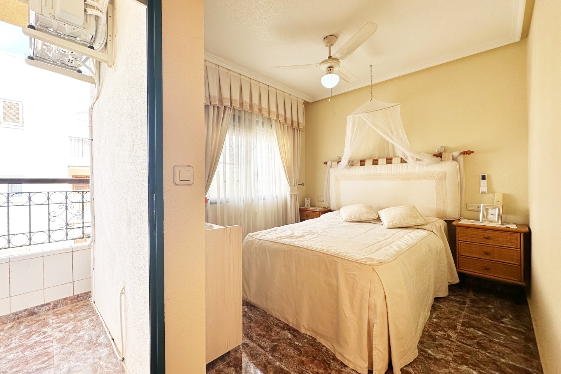 Revente - Maison de ville -
Orihuela Costa - Costa Blanca