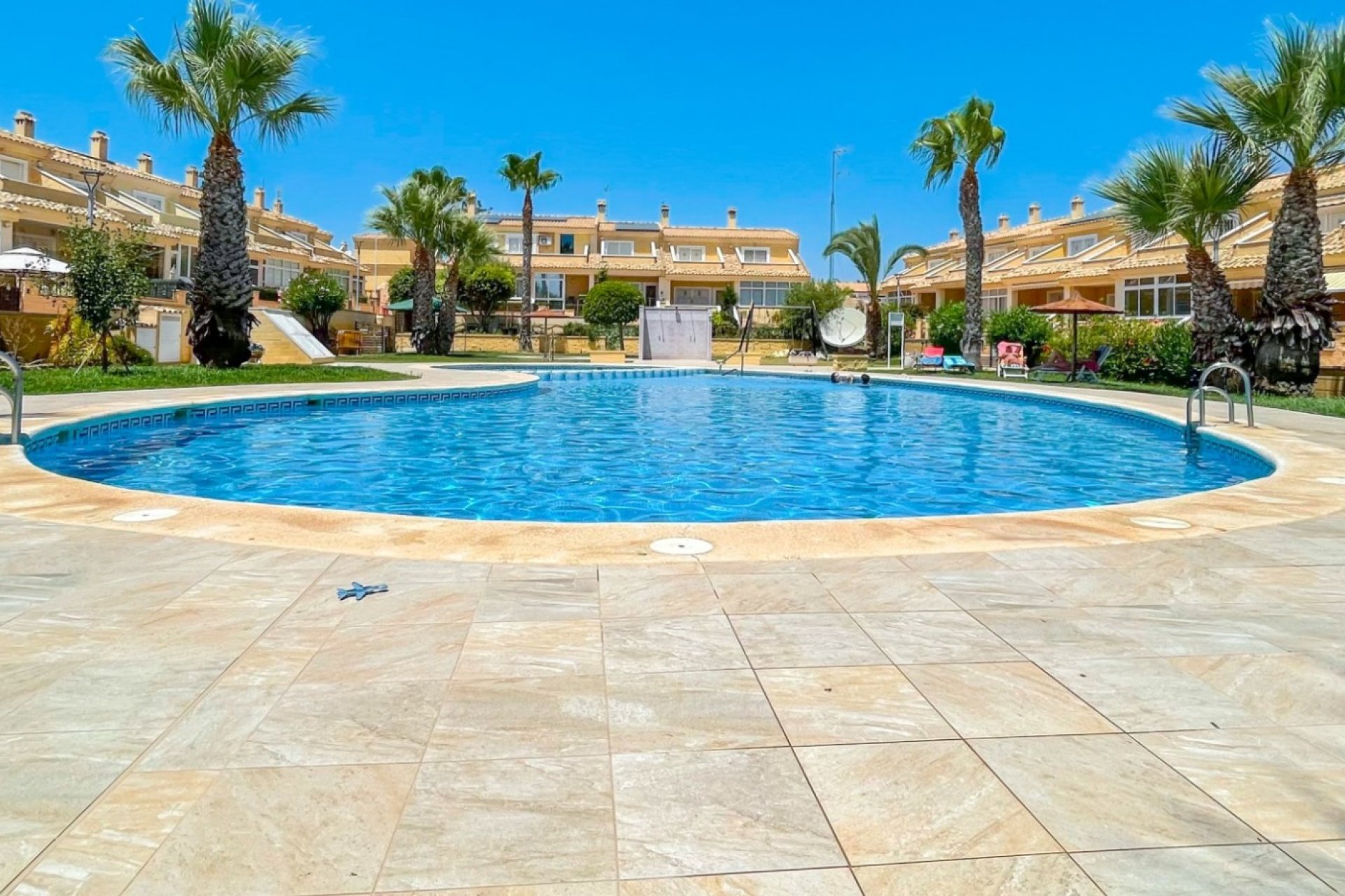 Revente - Maison de ville -
Orihuela Costa - Costa Blanca
