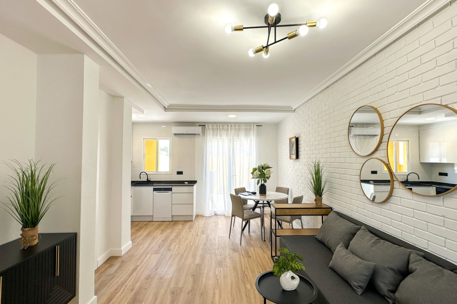 Revente - Maison de ville -
Orihuela Costa - Costa Blanca
