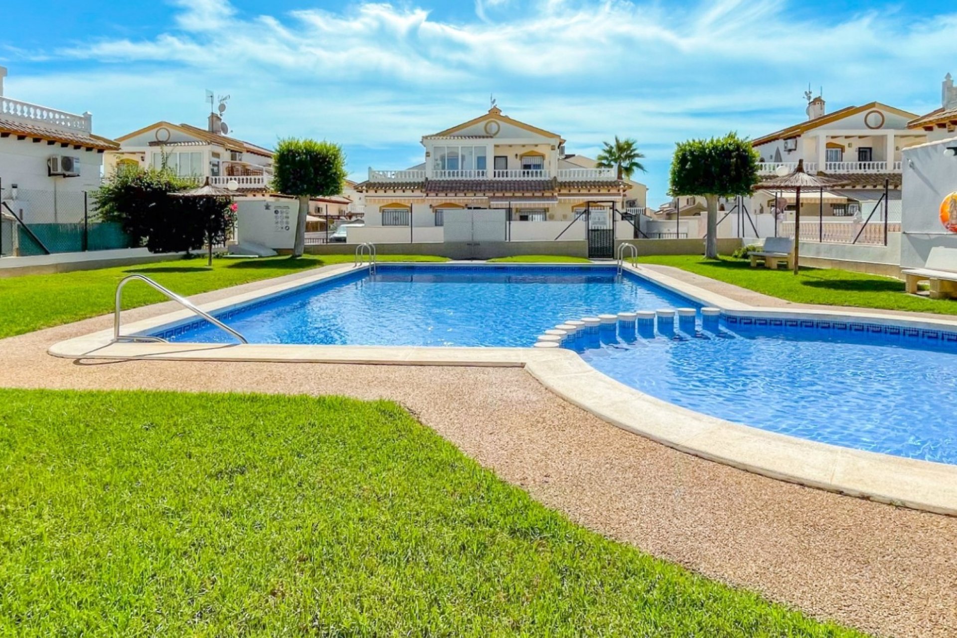Revente - Maison de ville -
Orihuela Costa - Costa Blanca