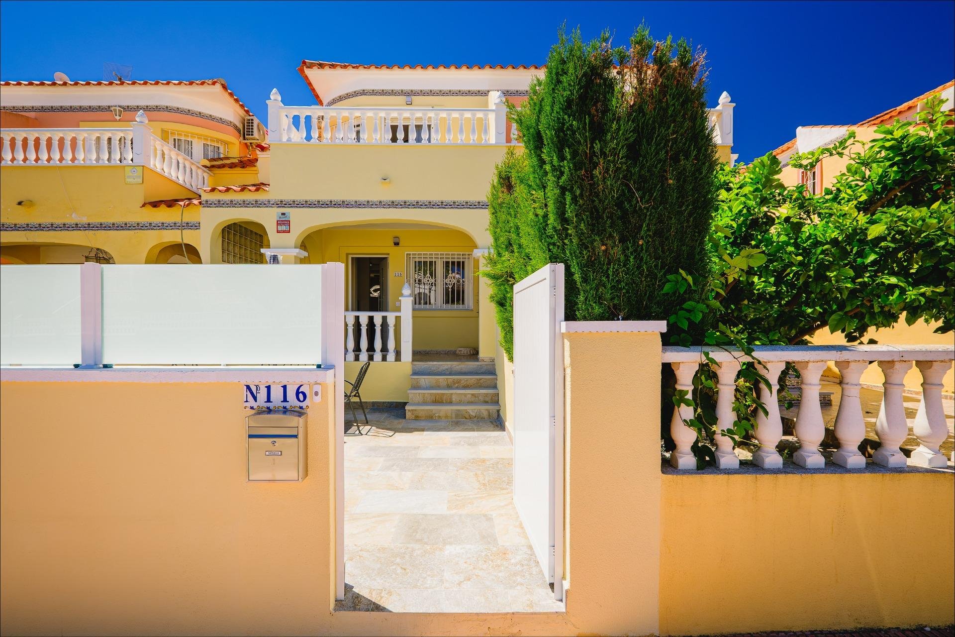 Revente - Maison de ville -
Orihuela Costa - Las Filipinas