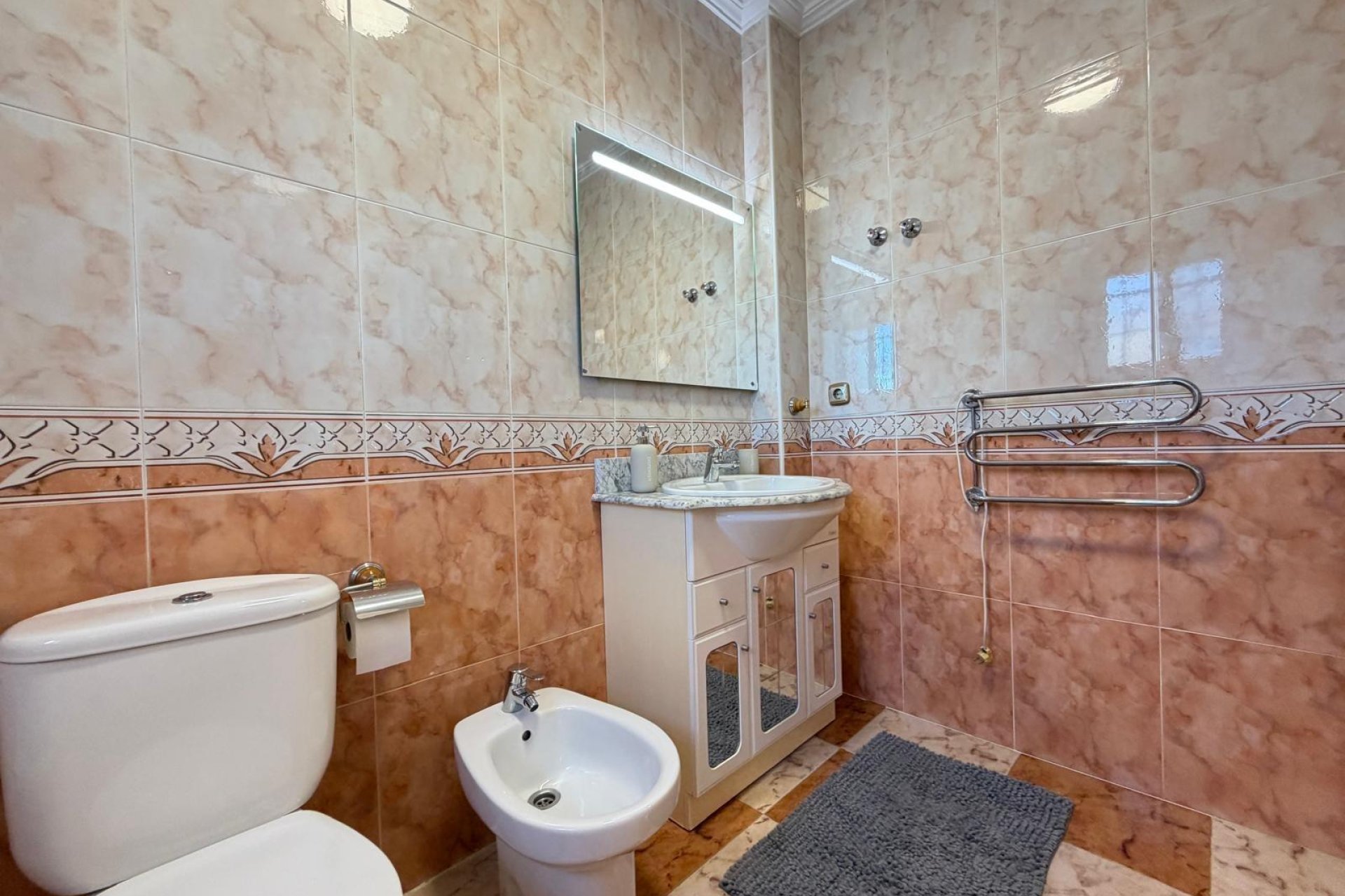 Revente - Maison de ville -
Orihuela Costa - Las Filipinas