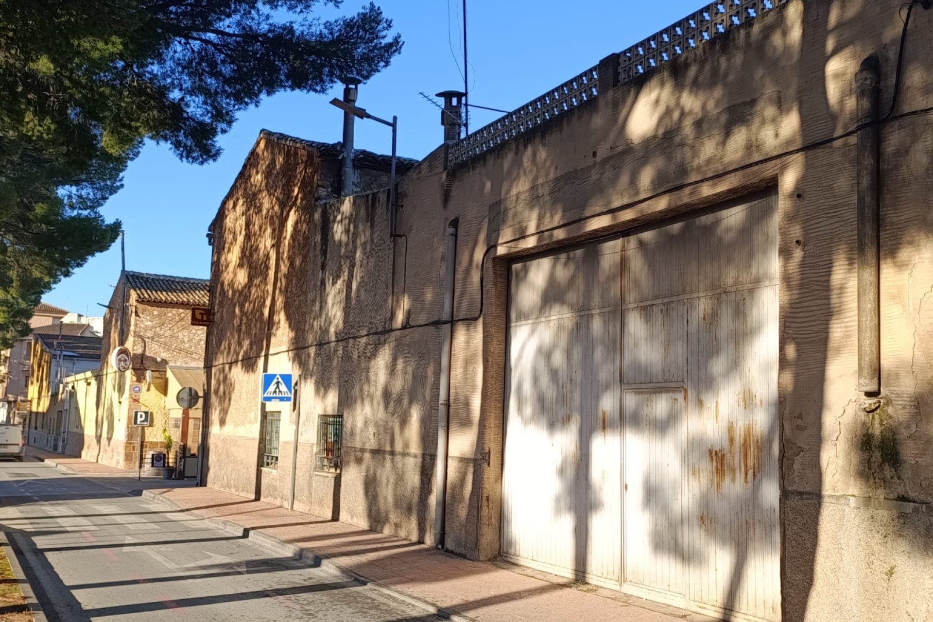 Revente - Maison de ville -
Pinoso - Inland