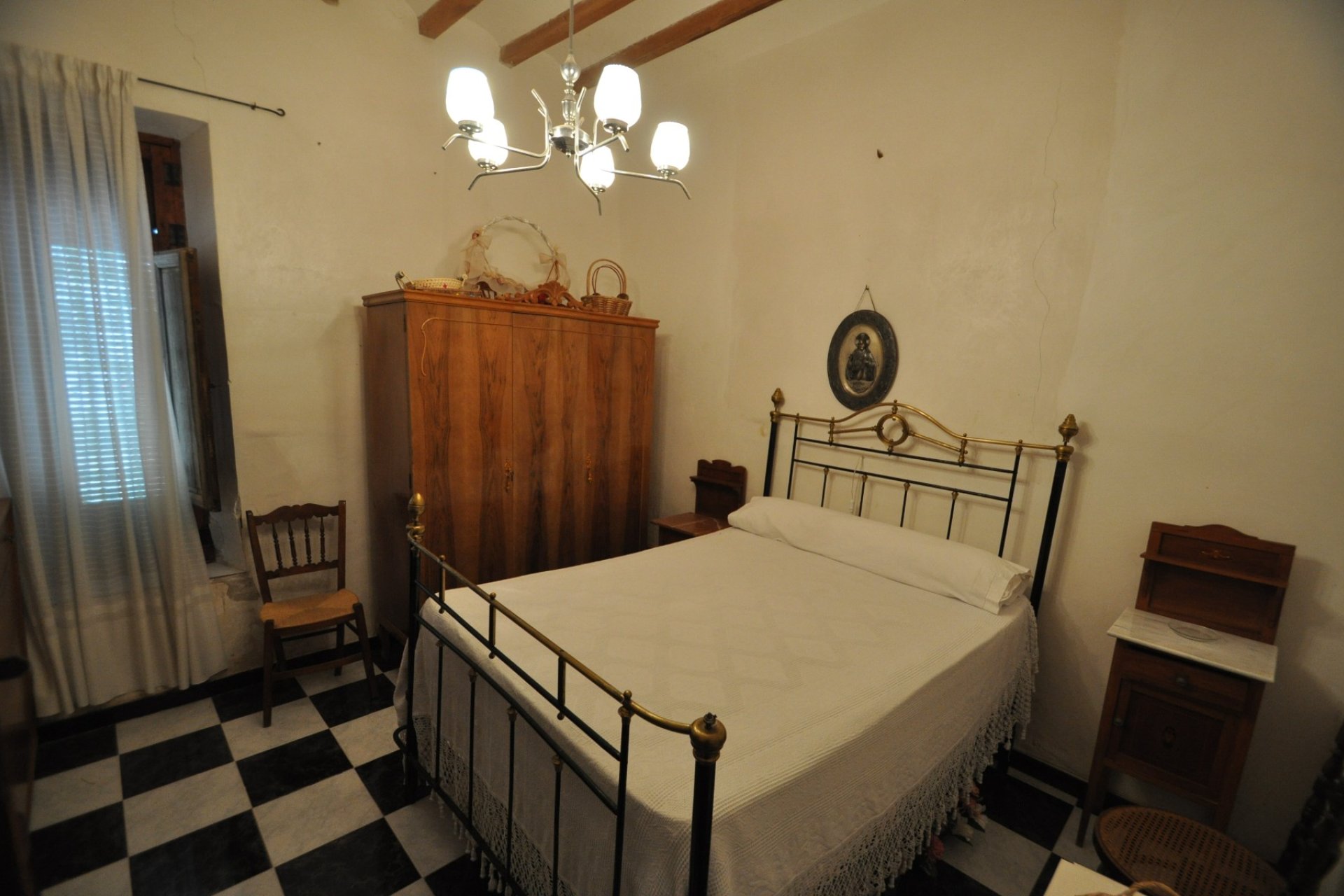 Revente - Maison de ville -
Pinoso - Inland