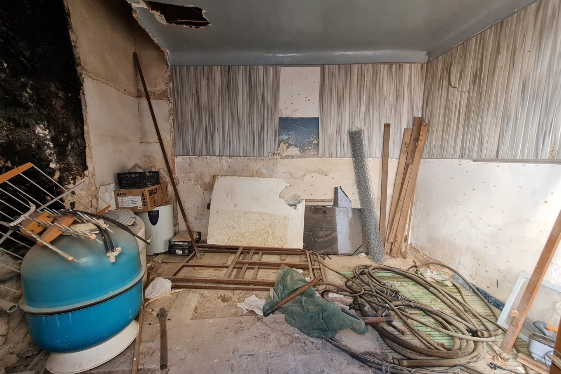 Revente - Maison de ville -
Pinoso - Inland