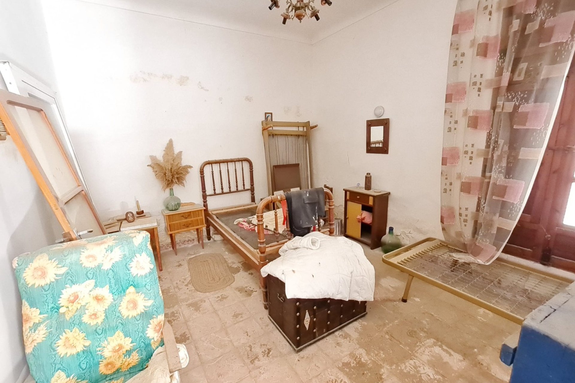 Revente - Maison de ville -
Pinoso - Inland