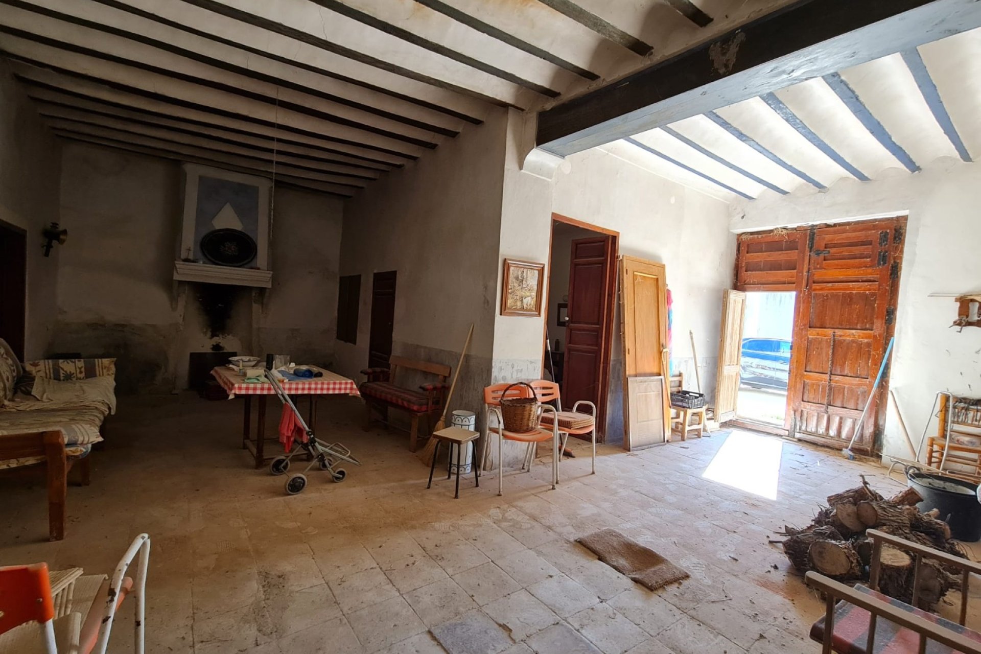 Revente - Maison de ville -
Pinoso - Inland