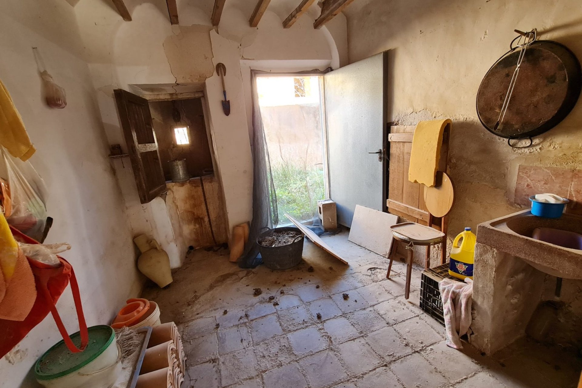 Revente - Maison de ville -
Pinoso - Inland