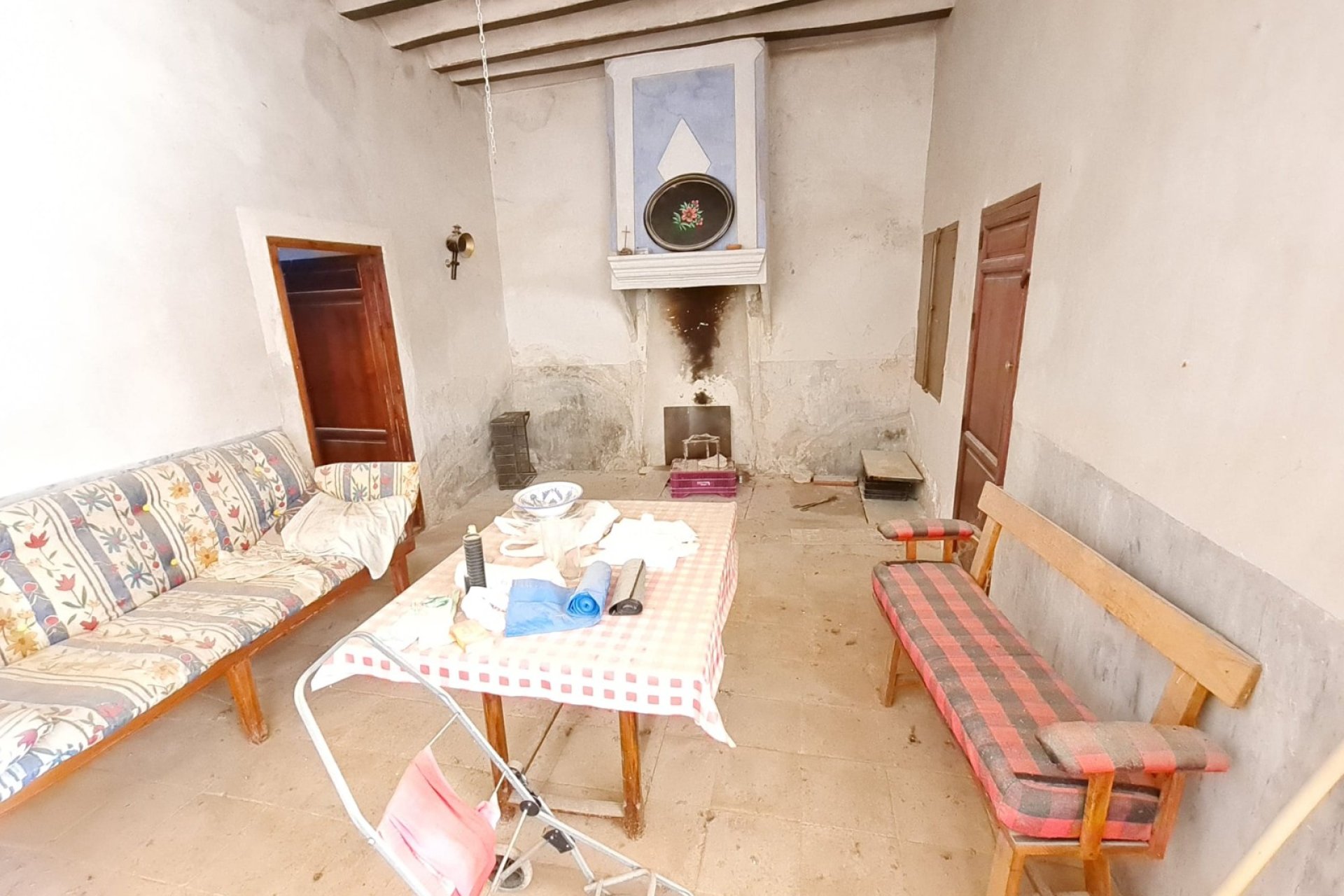 Revente - Maison de ville -
Pinoso - Inland