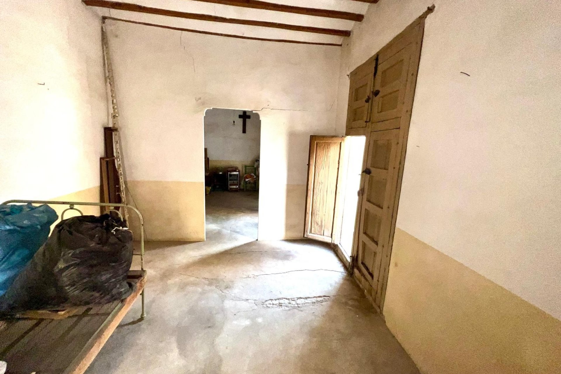 Revente - Maison de ville -
Pinoso - Inland