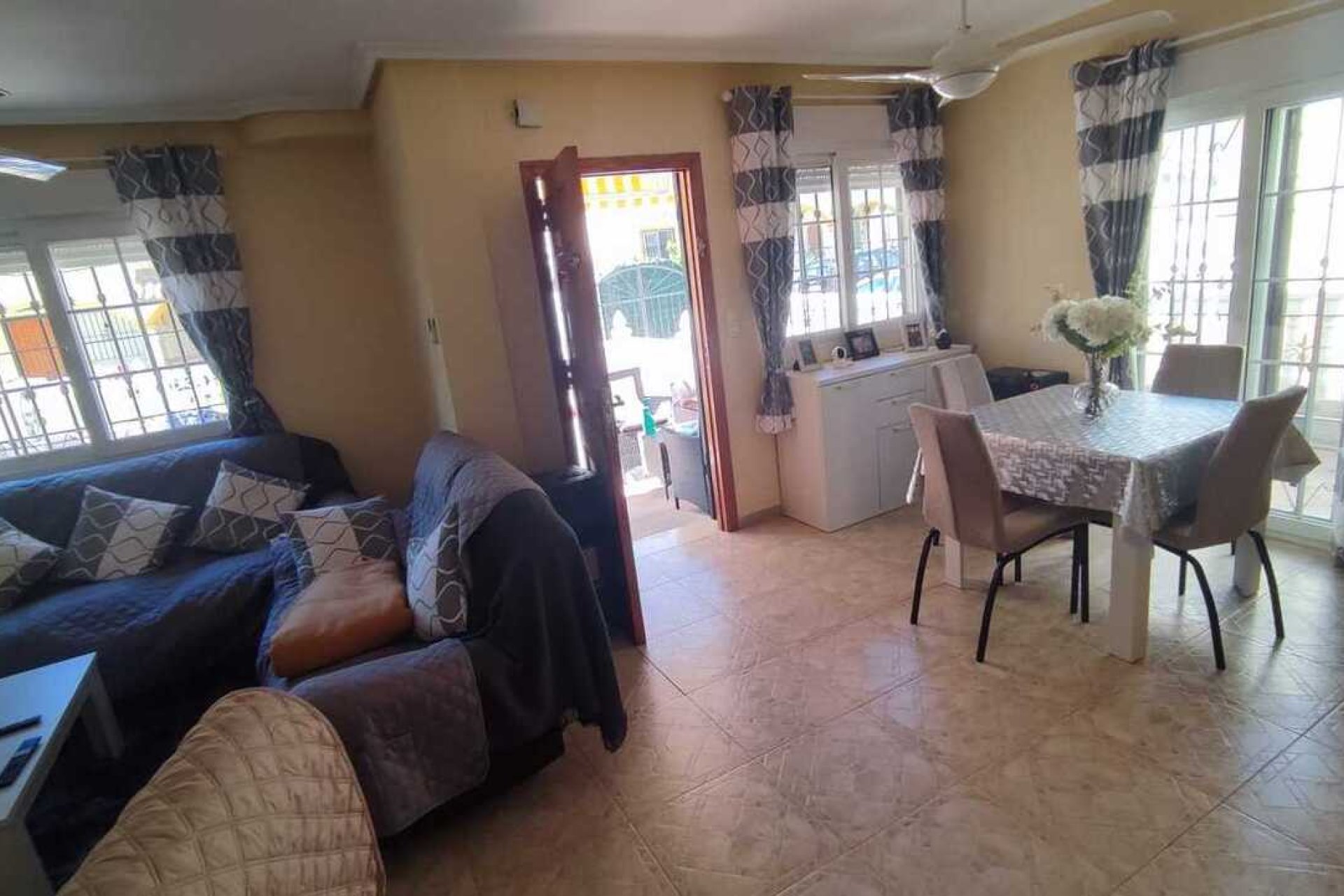 Revente - Maison de ville -
Playa Flamenca - Costa Blanca