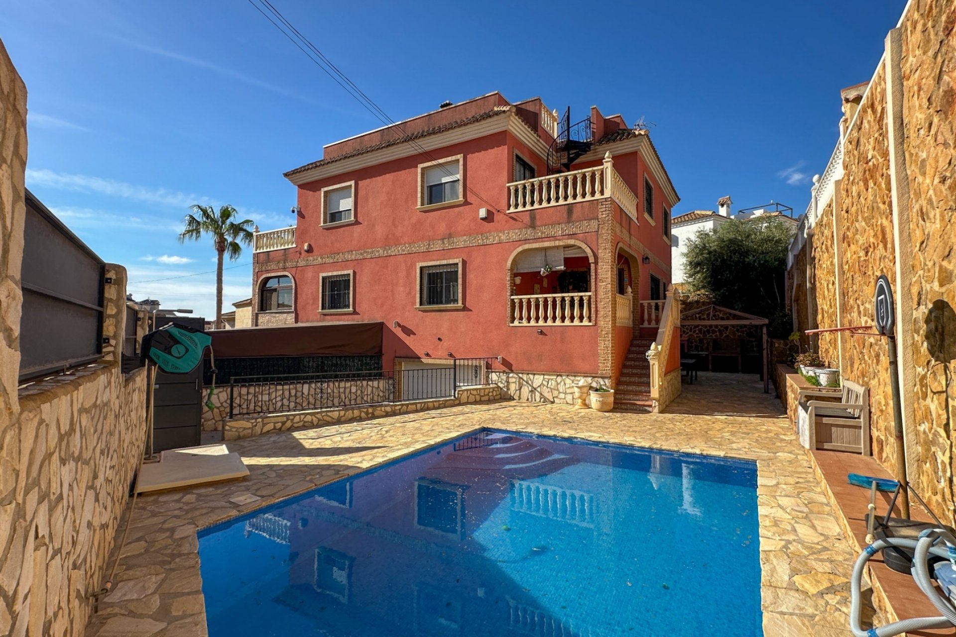 Revente - Maison de ville -
San Miguel de Salinas - Inland
