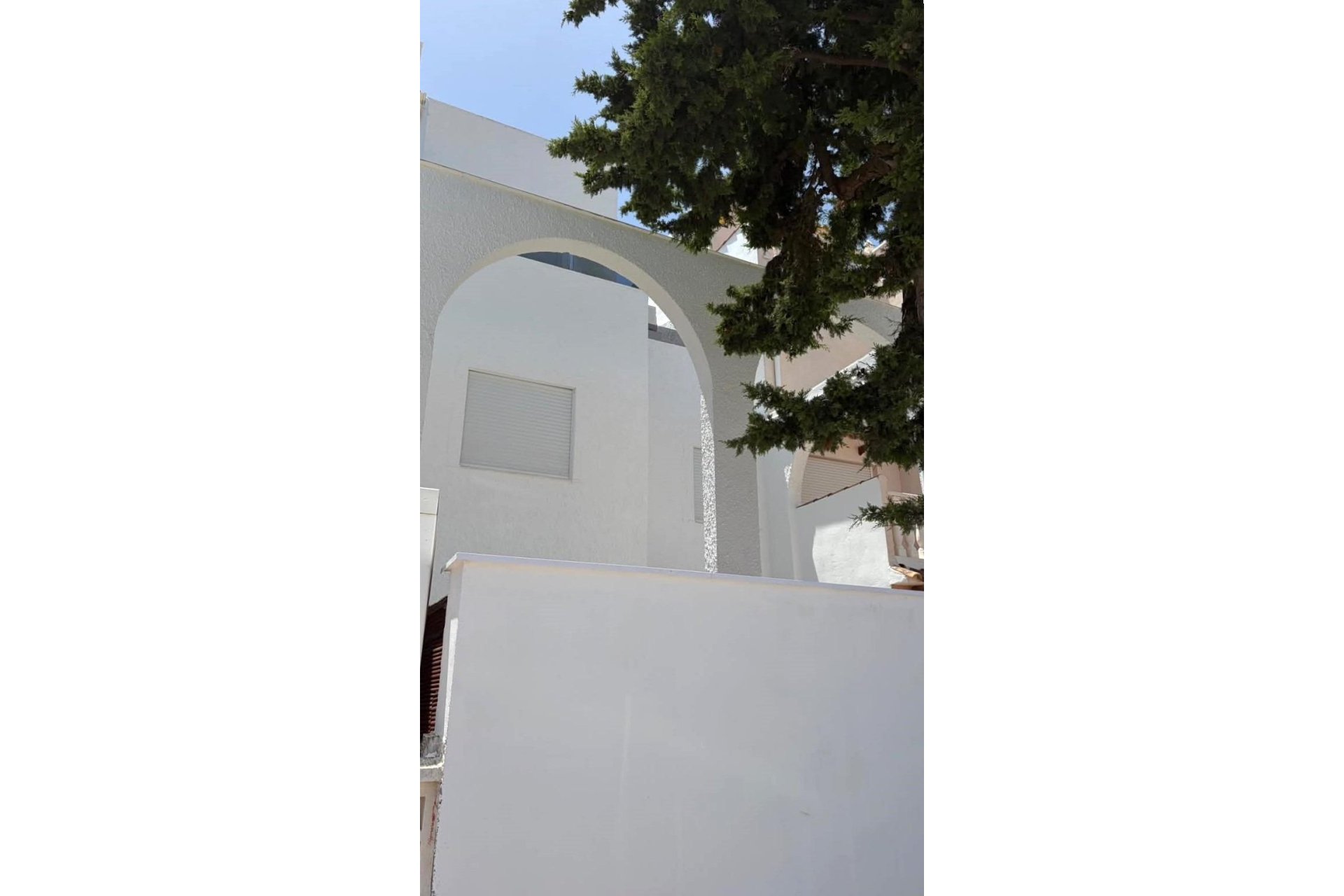 Revente - Maison de ville -
Torrevieja - Calas Blanca