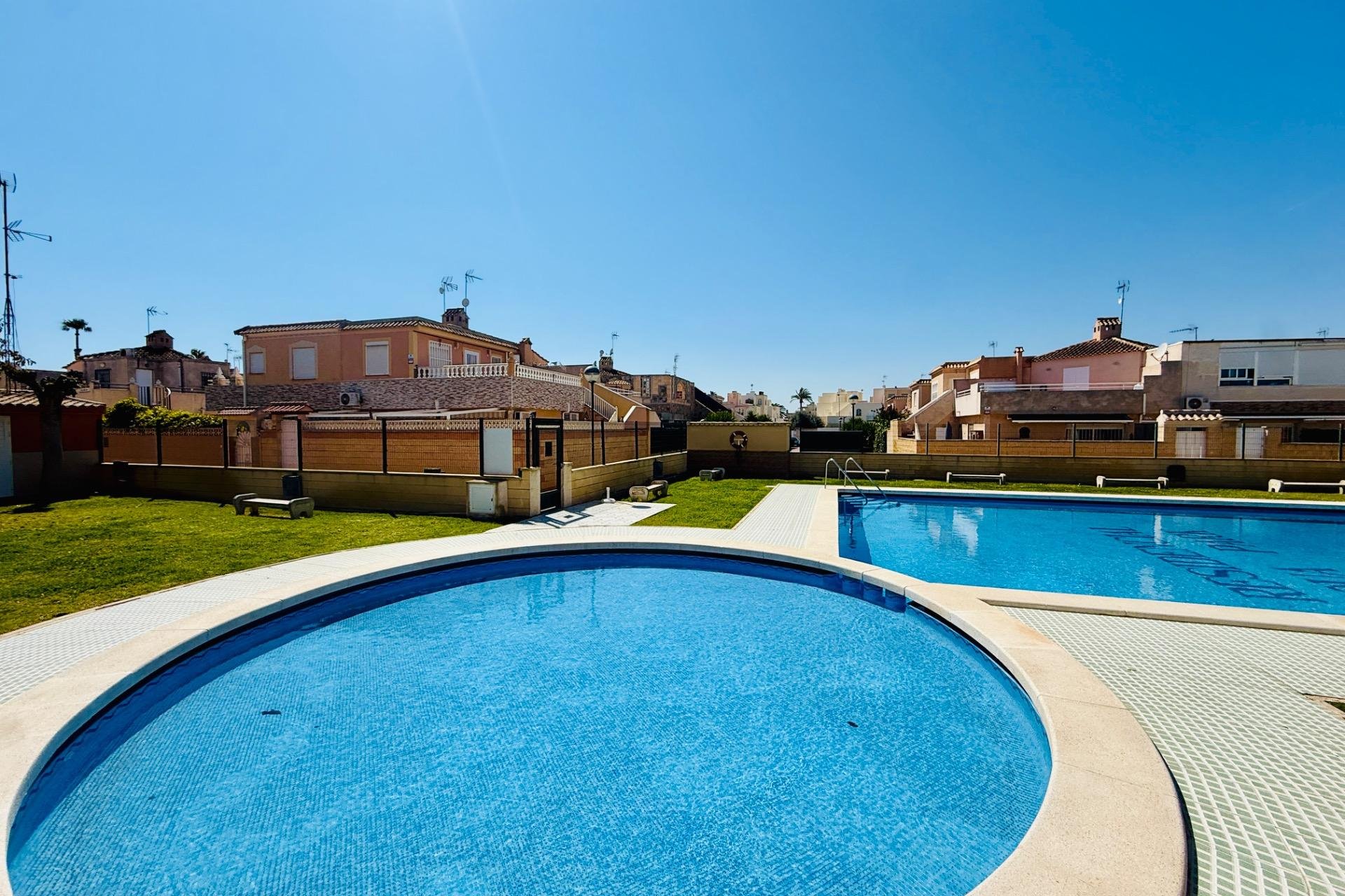 Revente - Maison de ville -
Torrevieja - Carrefour