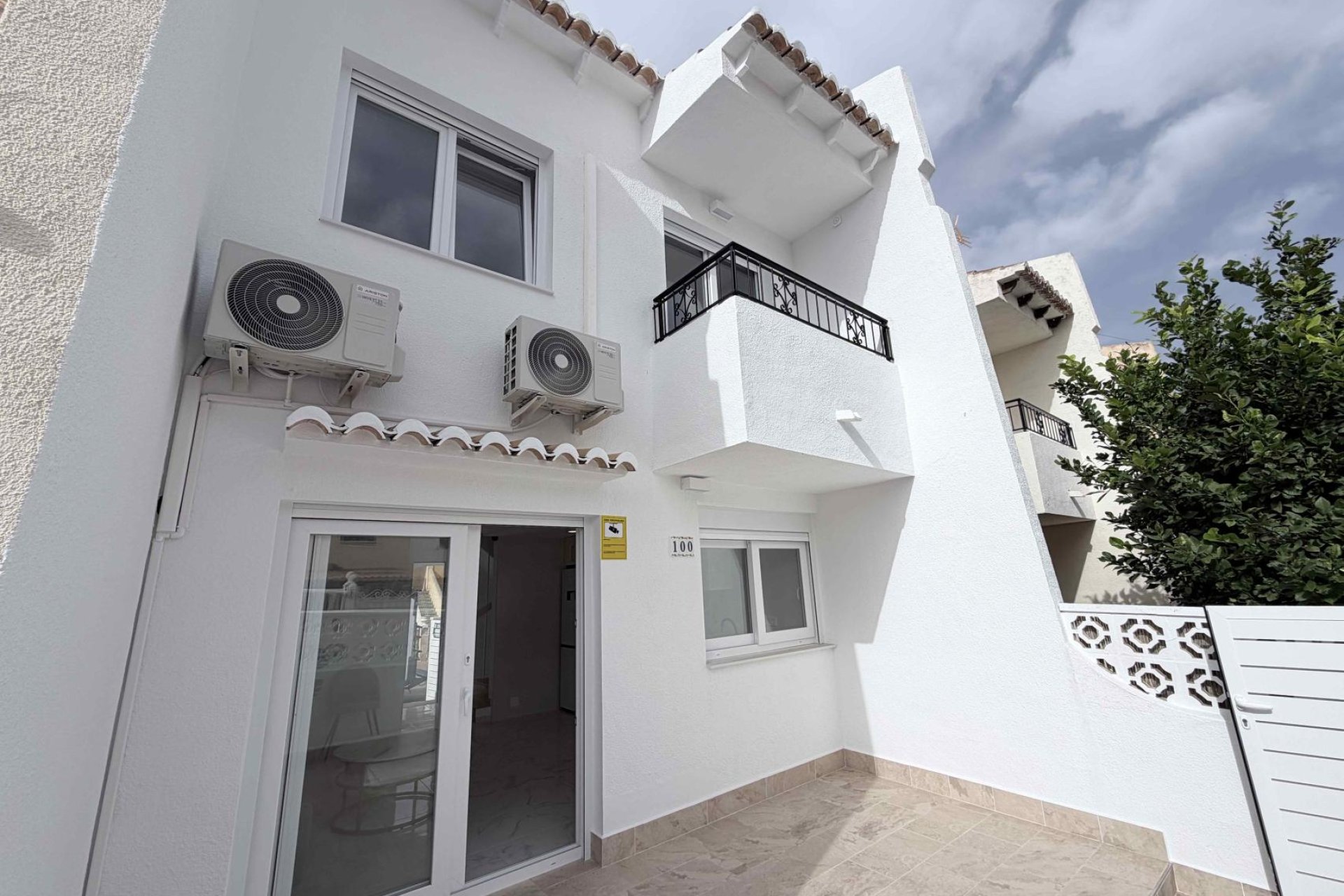 Revente - Maison de ville -
Torrevieja - Costa Blanca