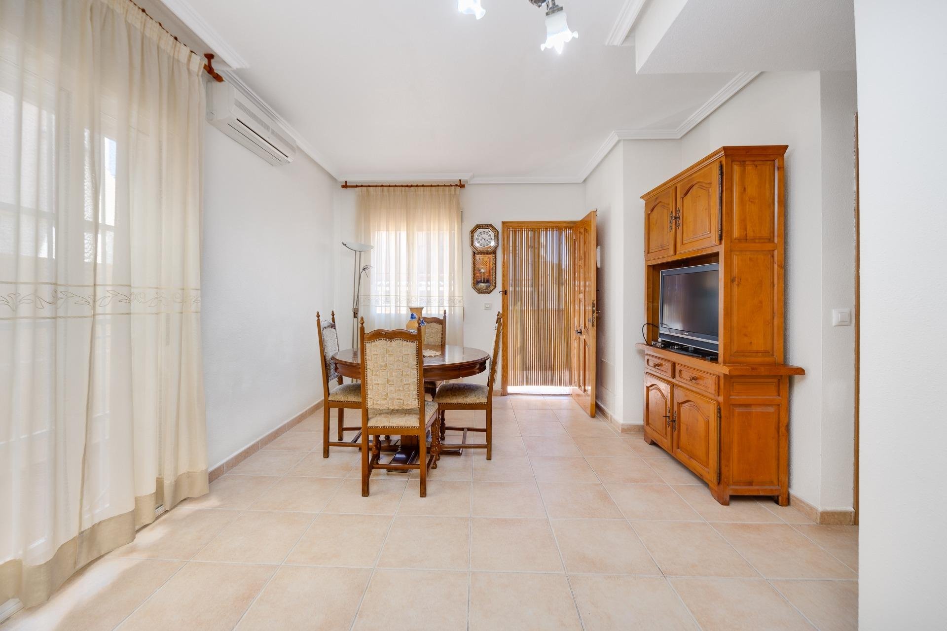Revente - Maison de ville -
Torrevieja - La Veleta
