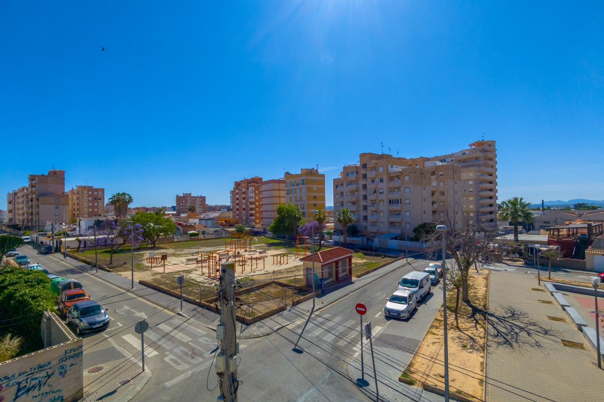 Revente - Maison de ville -
Torrevieja - Nueva Torrevieja