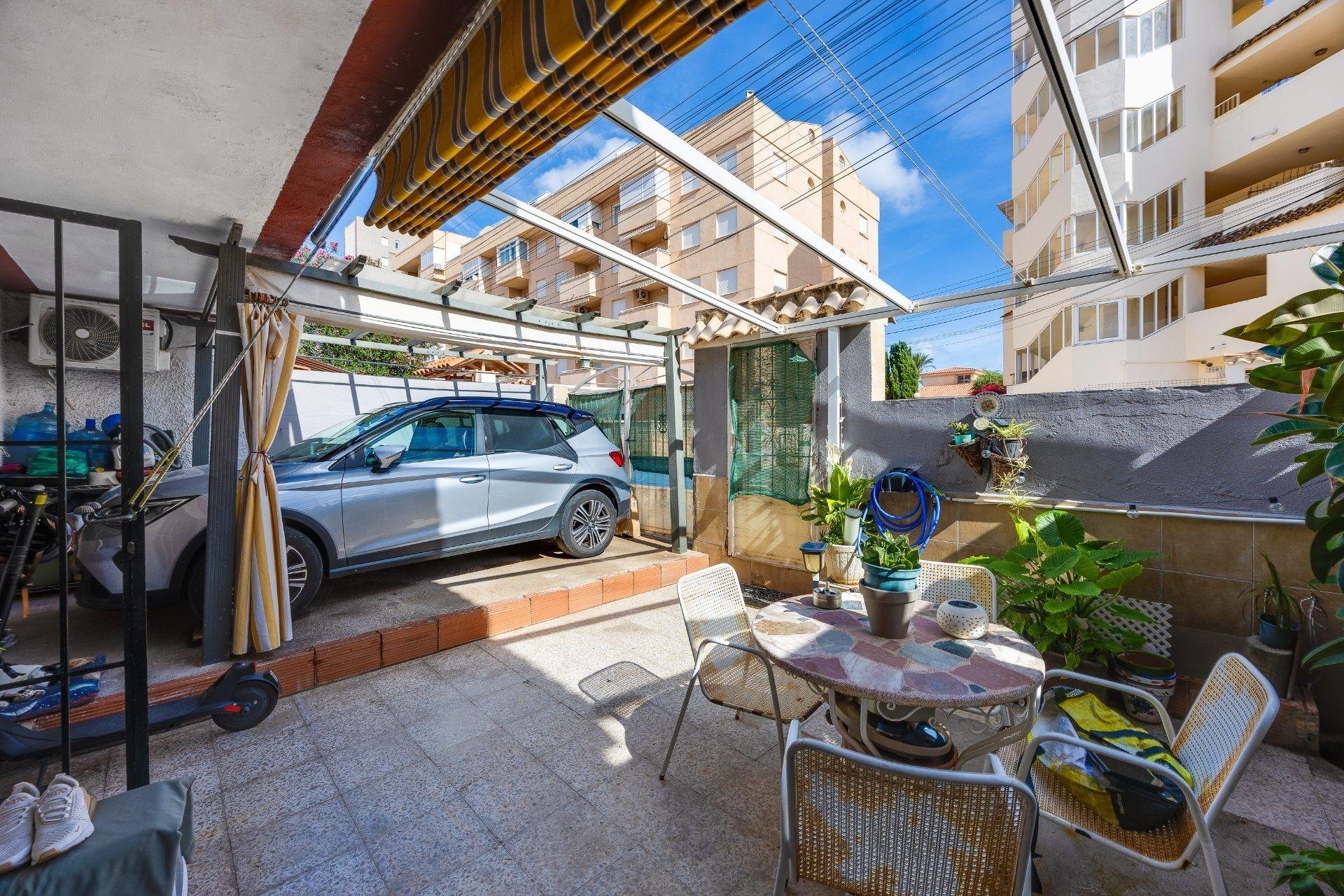 Revente - Maison de ville -
Torrevieja - Nueva Torrevieja