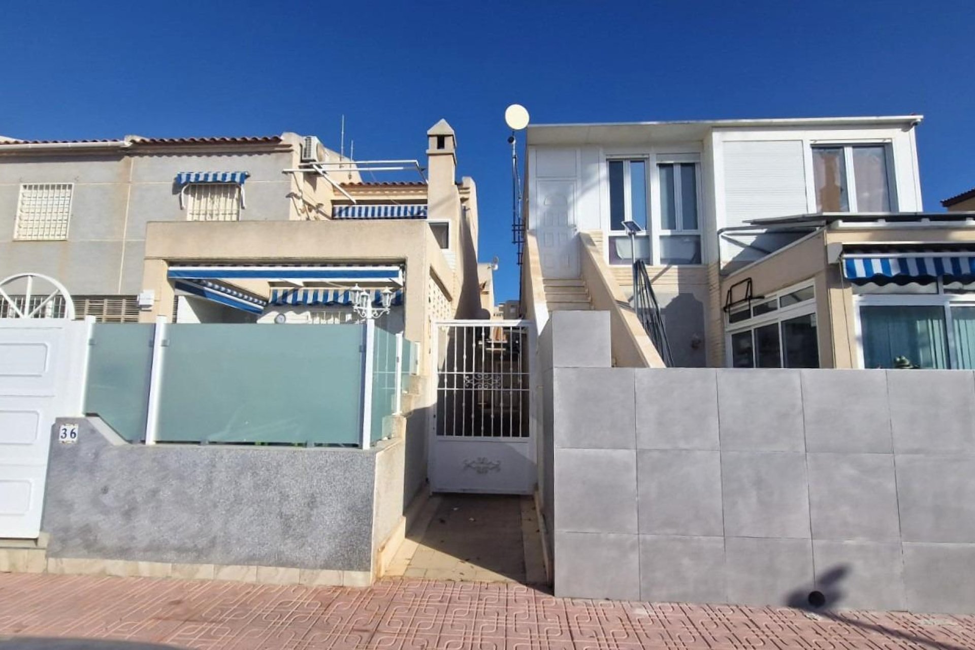Revente - Maison de ville -
Torrevieja - Torreblanca