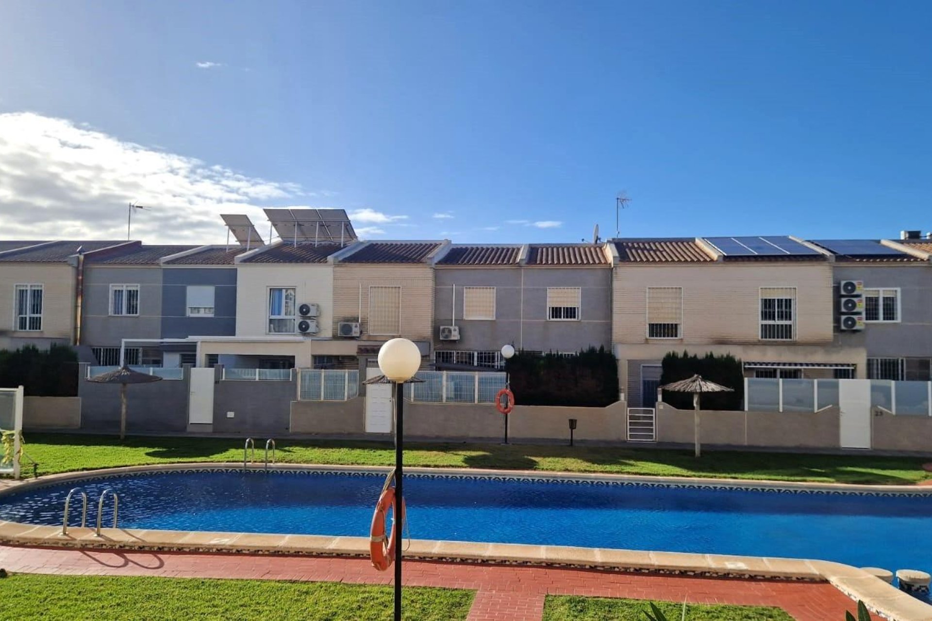Revente - Maison de ville -
Torrevieja - Torreblanca