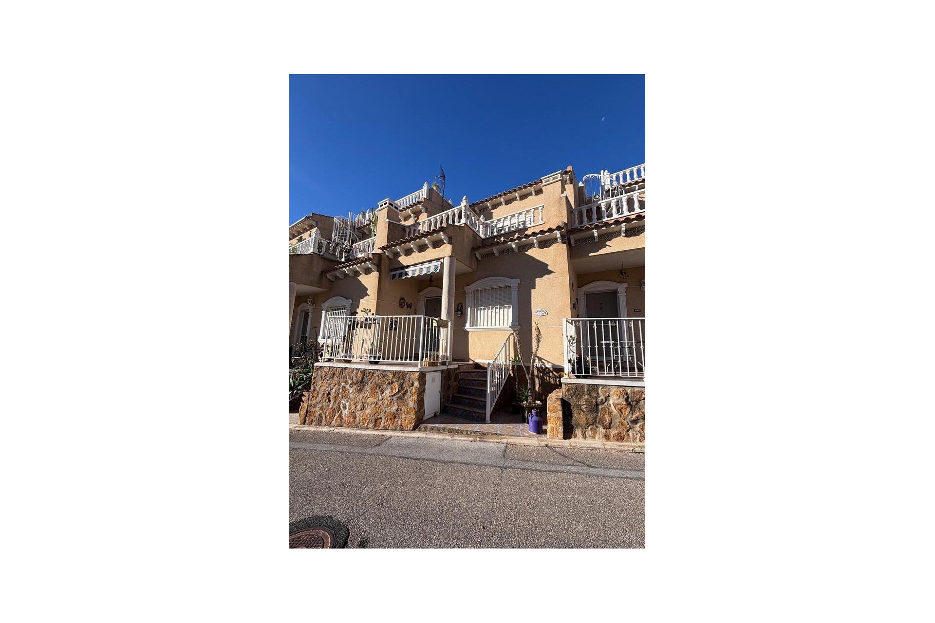 Revente - Maison de ville -
Villamartin - Costa Blanca