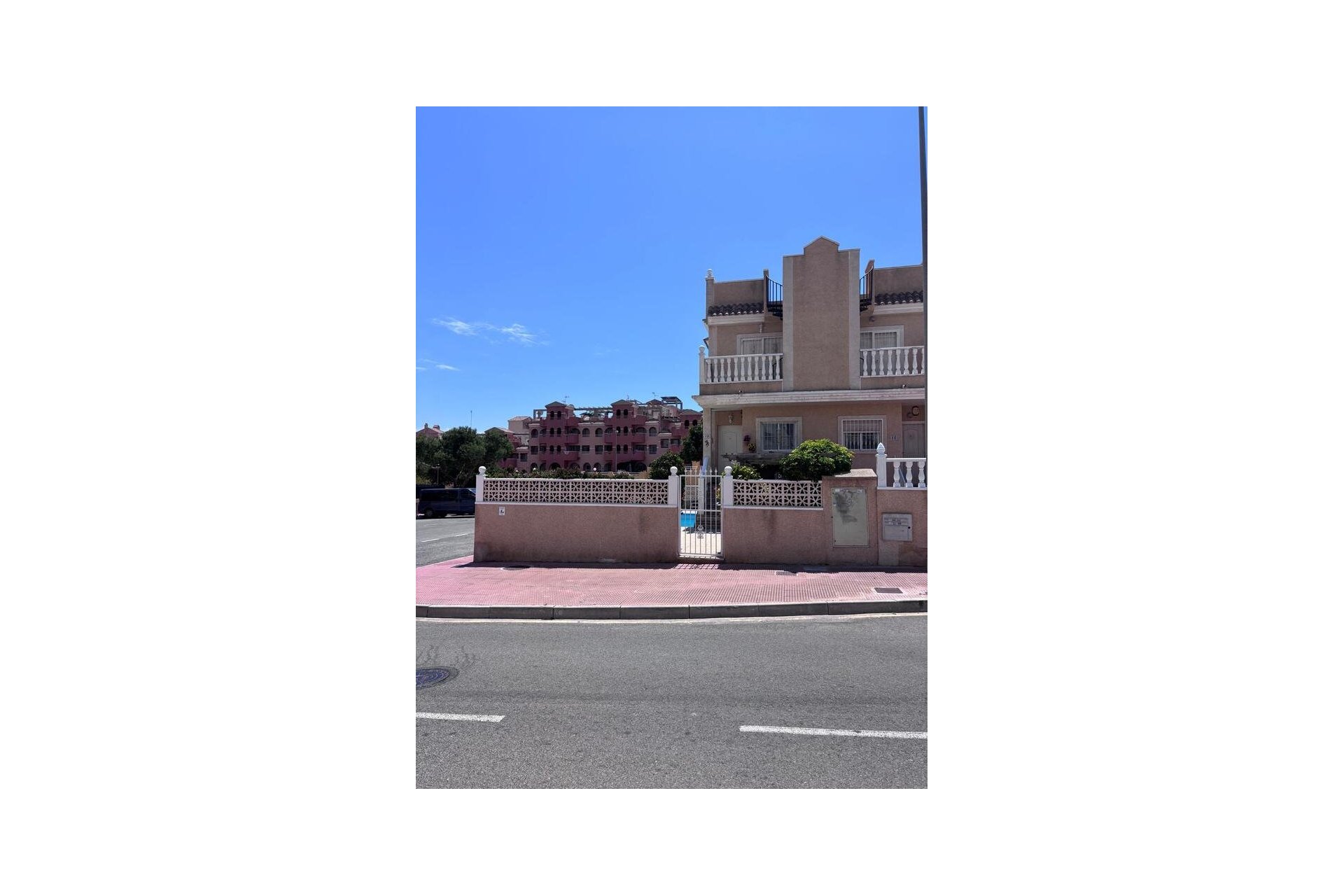 Revente - Maison de ville -
Villamartin - Costa Blanca