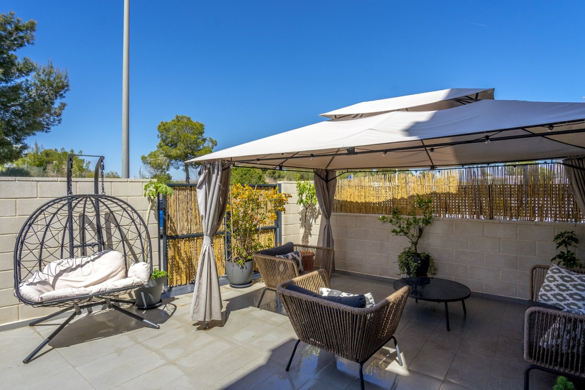 Revente - Maison de ville -
Villamartin - Costa Blanca
